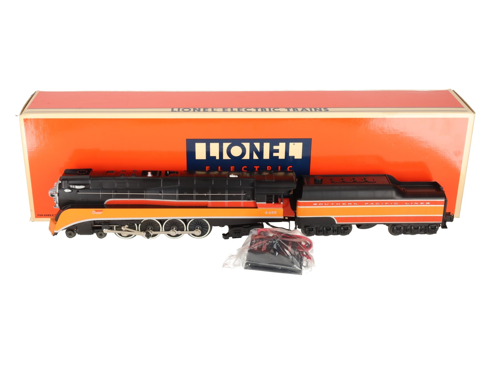 Lionel 6-18007 O Gauge SP Daylight 4-8-4 Steam Locomotive & Tender #4410 EX/Box