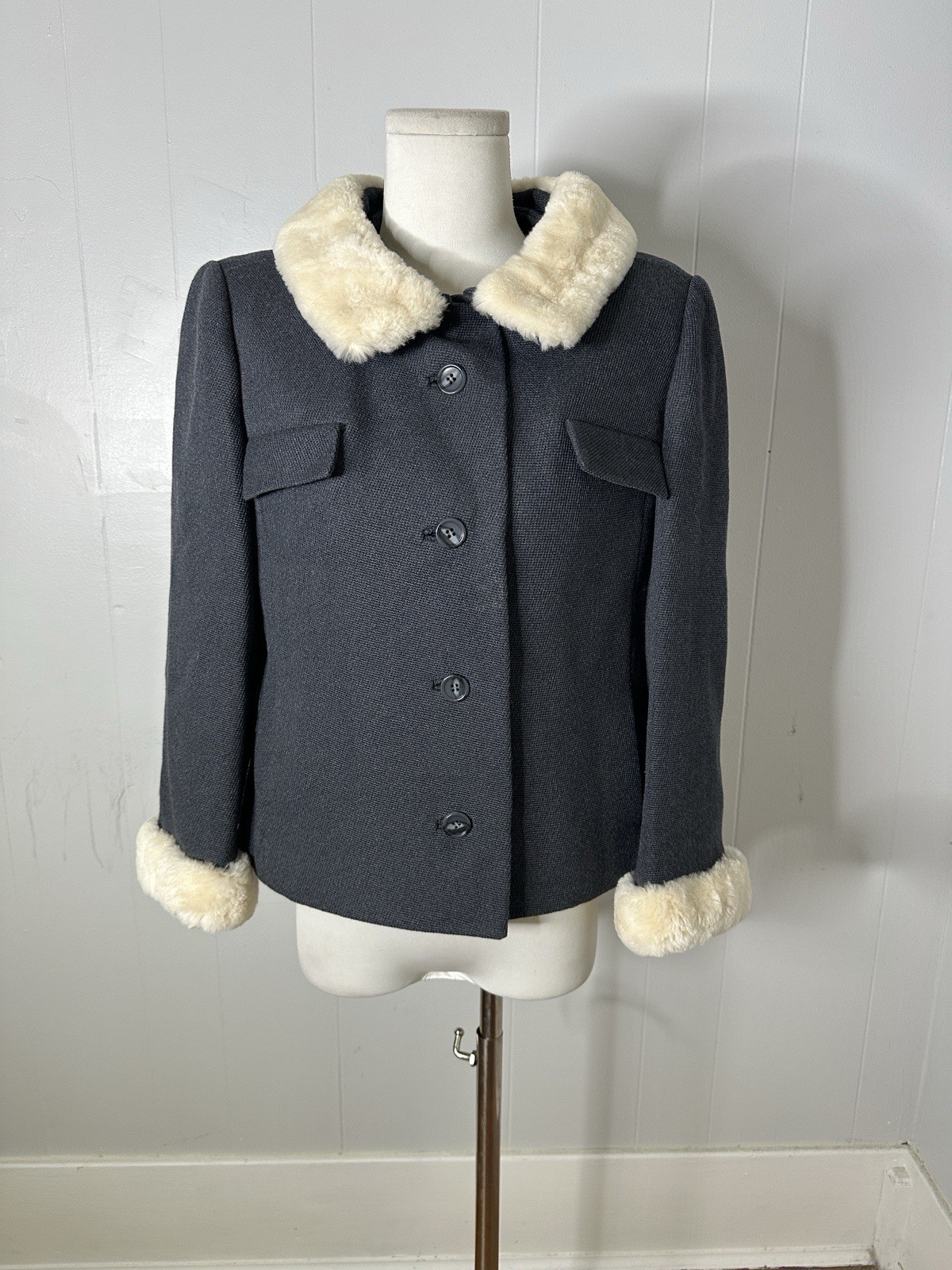 Vintage 50s Rothschild Fur Trimmed Wool Blazer Jacket Vintage 50s Rothschild Fur Trimmed Wool Blazer Jacket