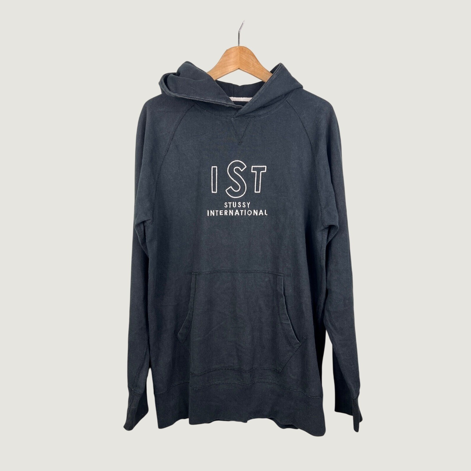 Stussy Hoodie Mens L Black IST International Graphic Raglan Pullover Streetwear