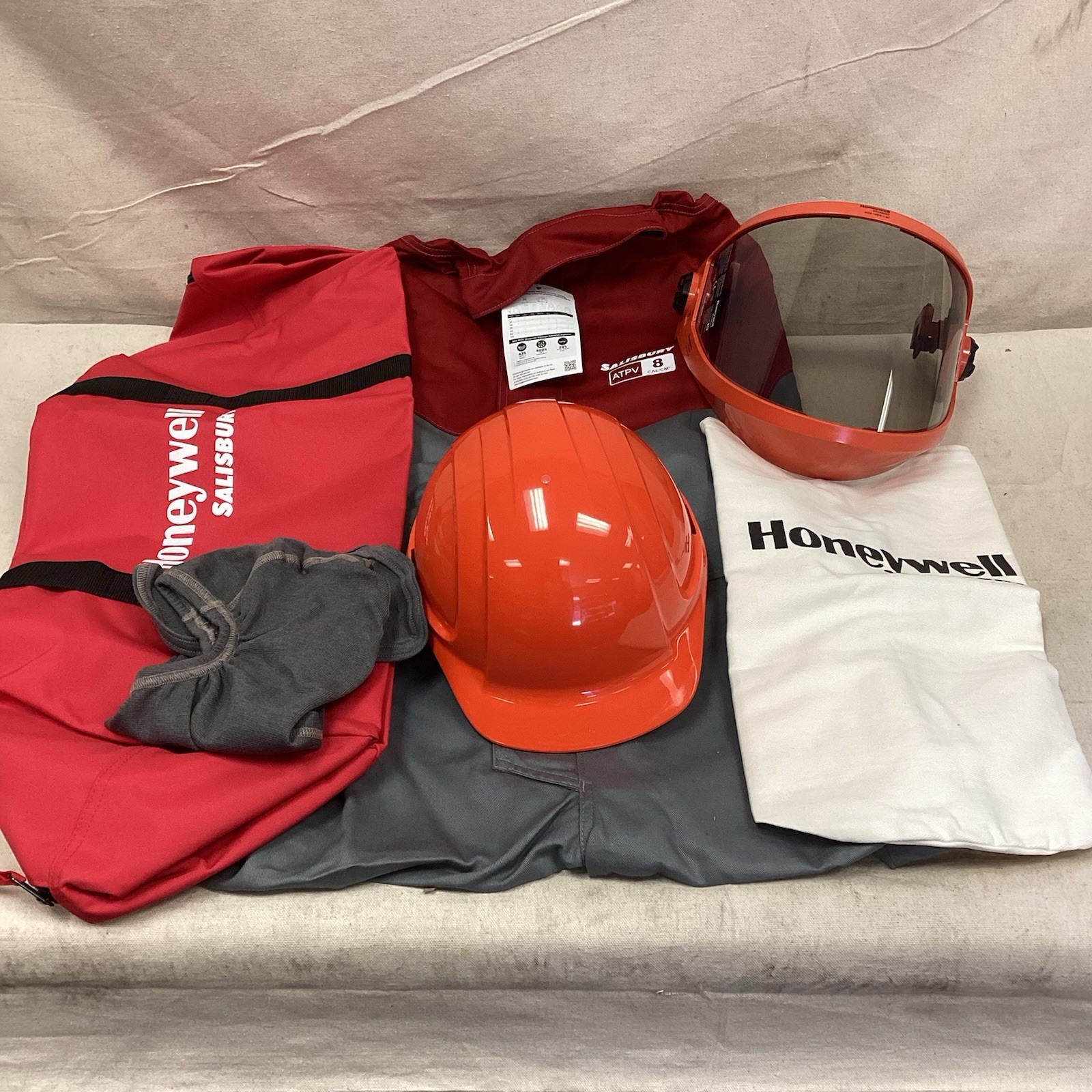 HONEYWELL SALISBURY SKCA8RGL-WB Arc Flash Clothing Kit L Gray/Red