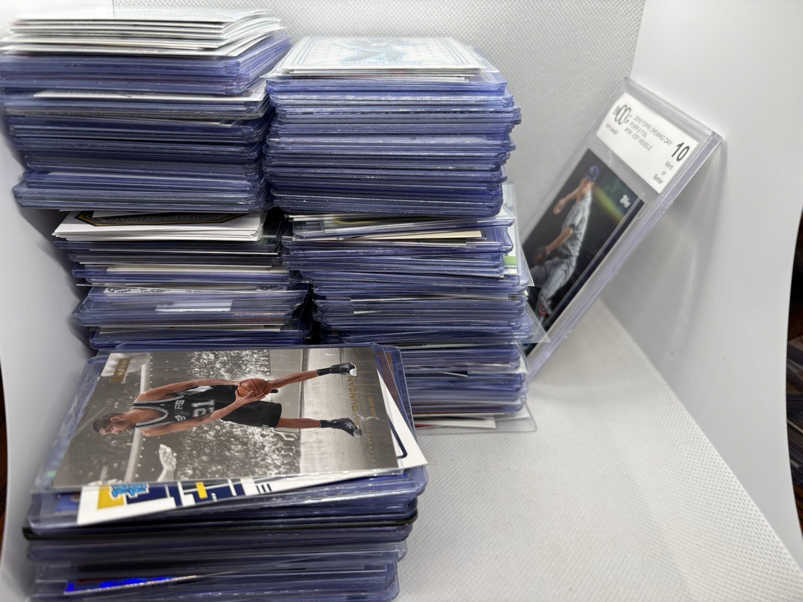 Huge Lot 300+ Cards All Sports, NFL, MLB, NBA, … Slab,Autos, Numbered, RC Huge Lot 300+ Cards All Sports, NFL, MLB, NBA, … Slab,Autos, Numbered, RC