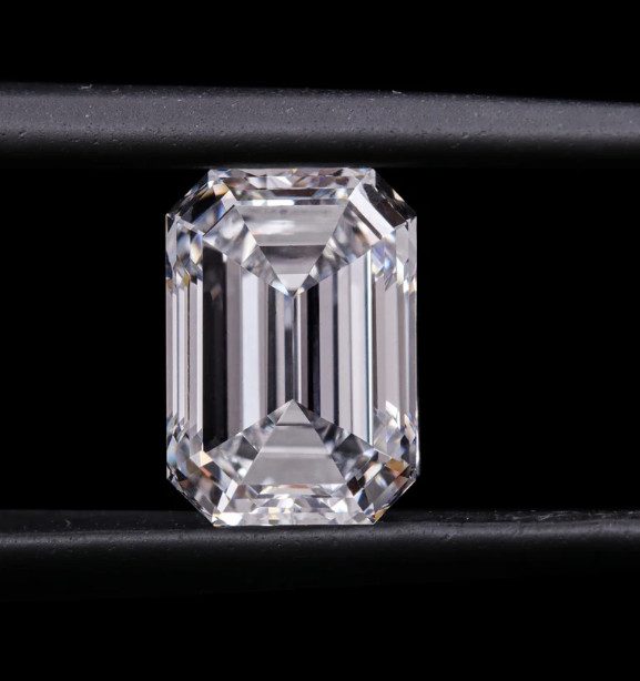 3 Ct Lab Grown CVD Diamond Emerald Cut VVS1 D Color Loose Diamond Certified