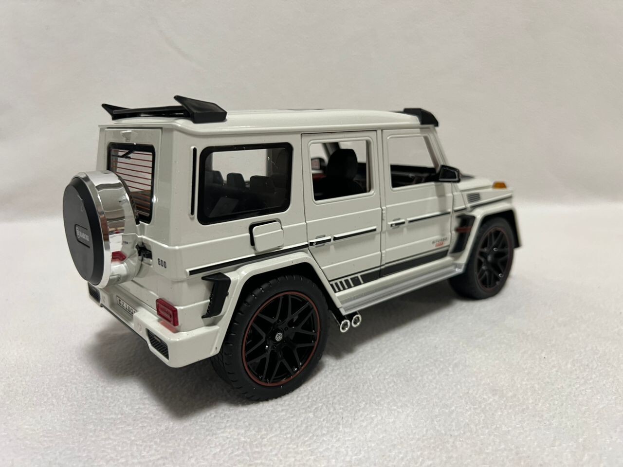 1:18 Mercedes-Benz G800 Diecast Car Model Simulation Sound & Light Kids Toy Gift