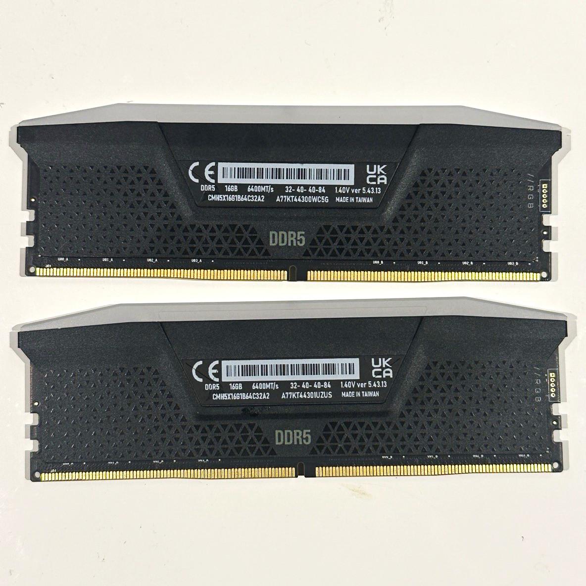 Corsair Vengeance 32GB (2x16GB) DDR5-6400 XMP 3.0 DIMM CMH32GX5M2B6400C32A2