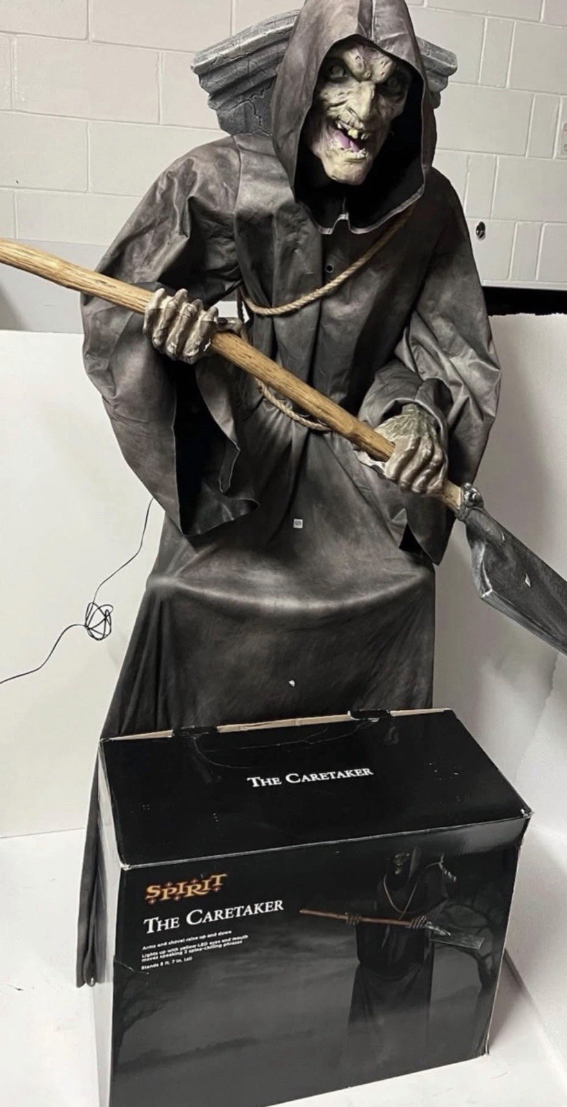 Spirit Halloween 2021 The Caretaker Animatronic Prop Decoration Rare Htf