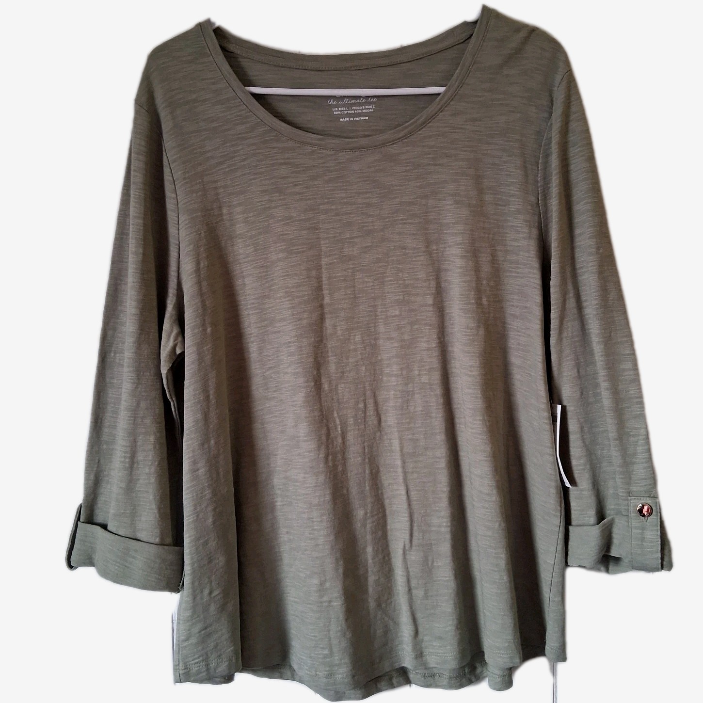 NWT Chico\'s The Ultimate Tee Shirt Women\'s Size 2 (L) Sage Green Solid Pullover