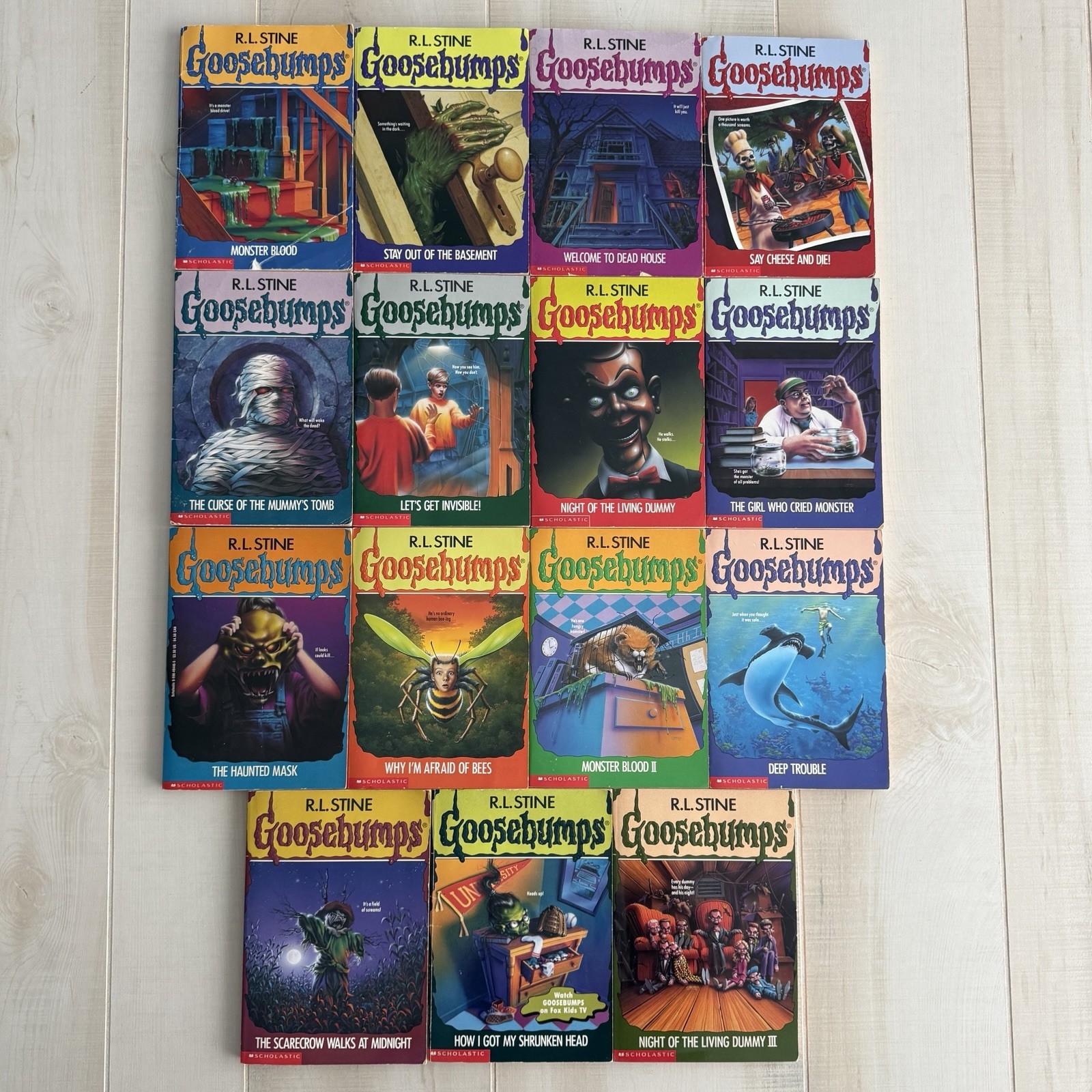 Lot (14) Vintage Goosebumps Books R.L. Stine 90s Paperback Apple Fiction Read