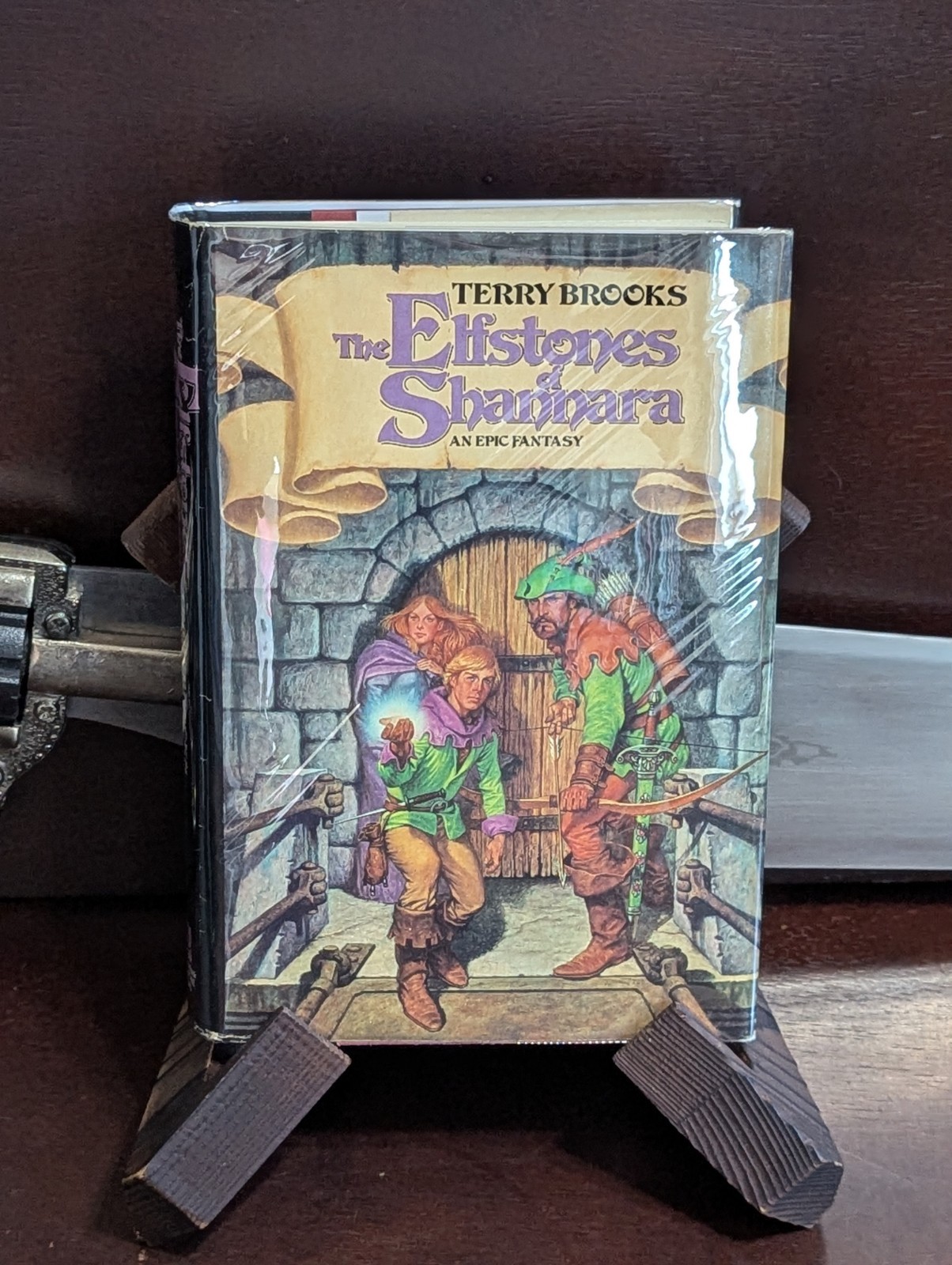 ​Terry Brooks Elfstones of Shannara SIGNED 1982 BCE Hardcover Mylar VG Fantasy
