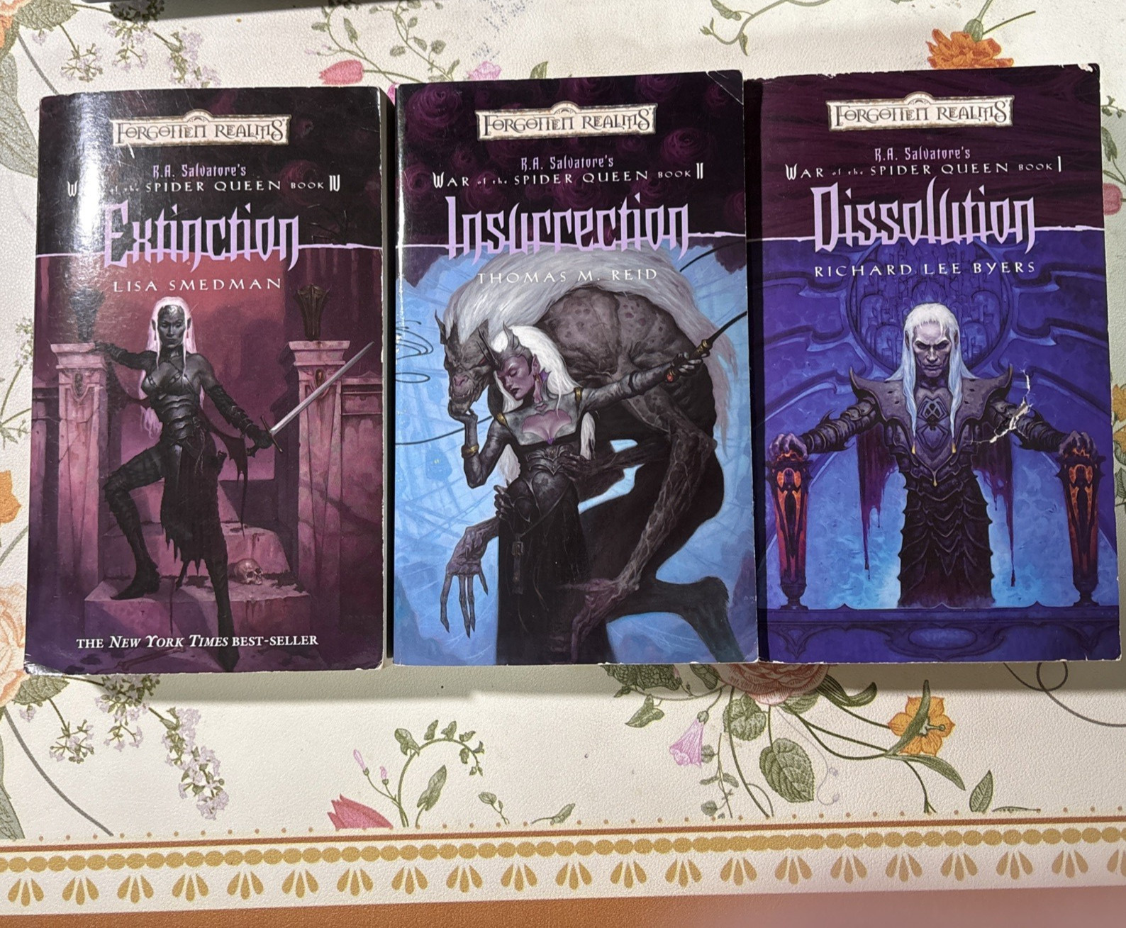 Forgotten Realms: RA Salvatore\'s War of The Spider Queen Books 1, 2, 4 Forgotten Realms: RA Salvatore\'s War of The Spider Queen Books 1, 2, 4