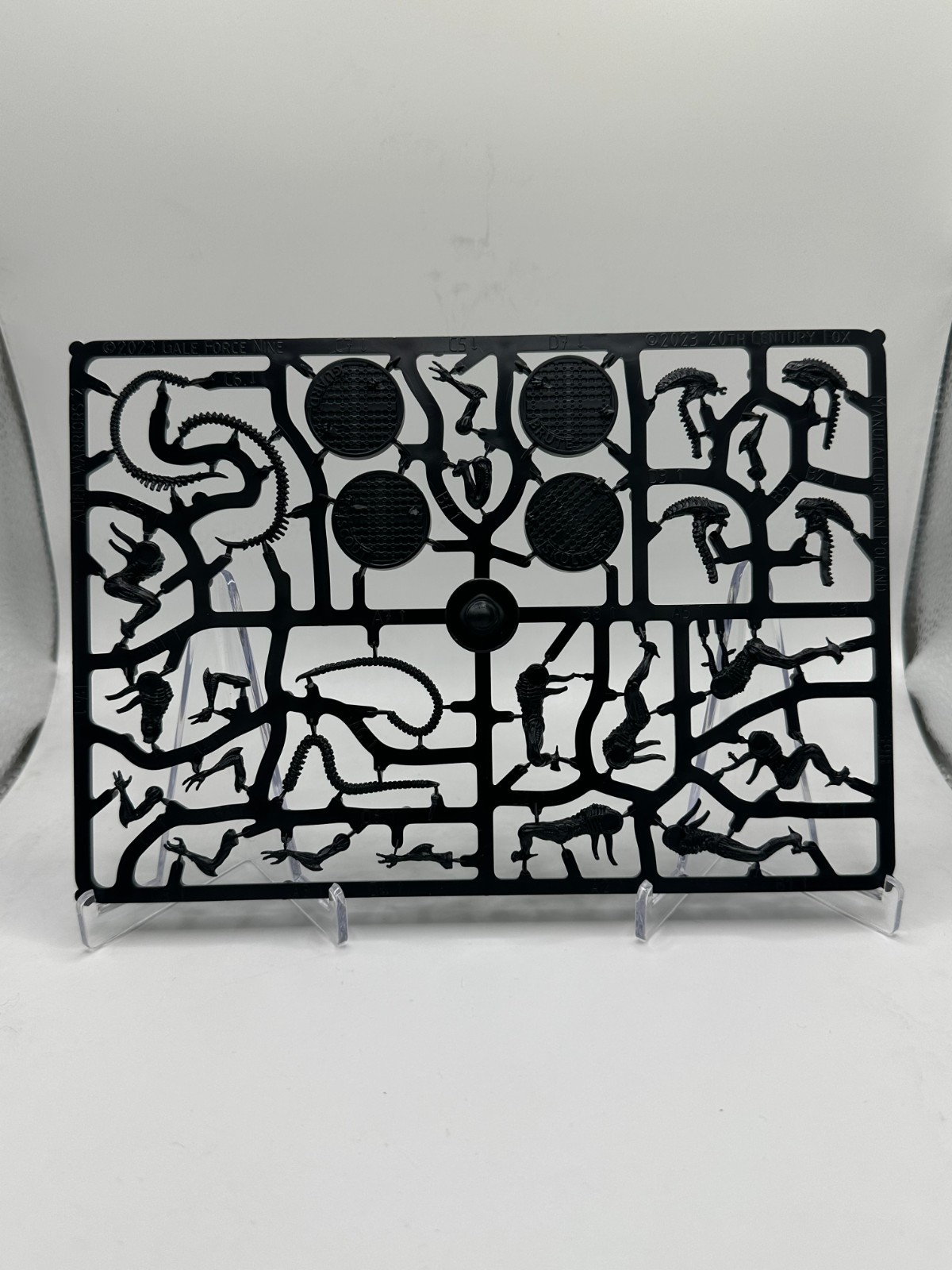 ALIENS Tabletop Miniature Sprues Gale Force 9 Unpainted Unassembled 4 Sprue Lot