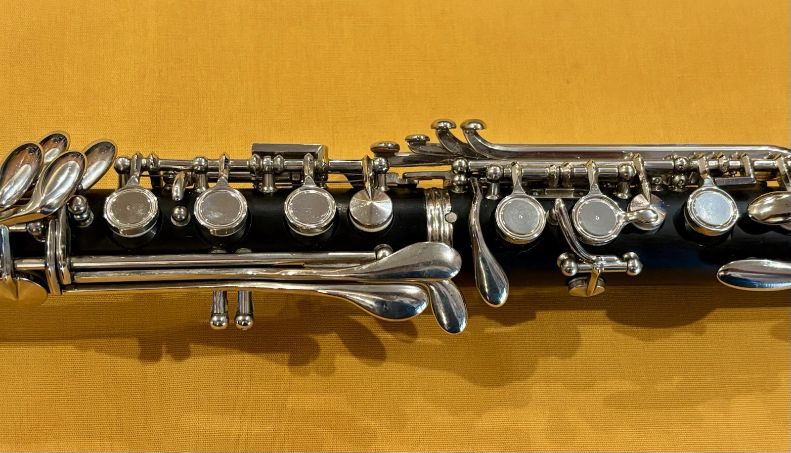 Vito 7214P Plateau Clarinet - Closed Hole -Good Pads -Vintage Conn Precision MP