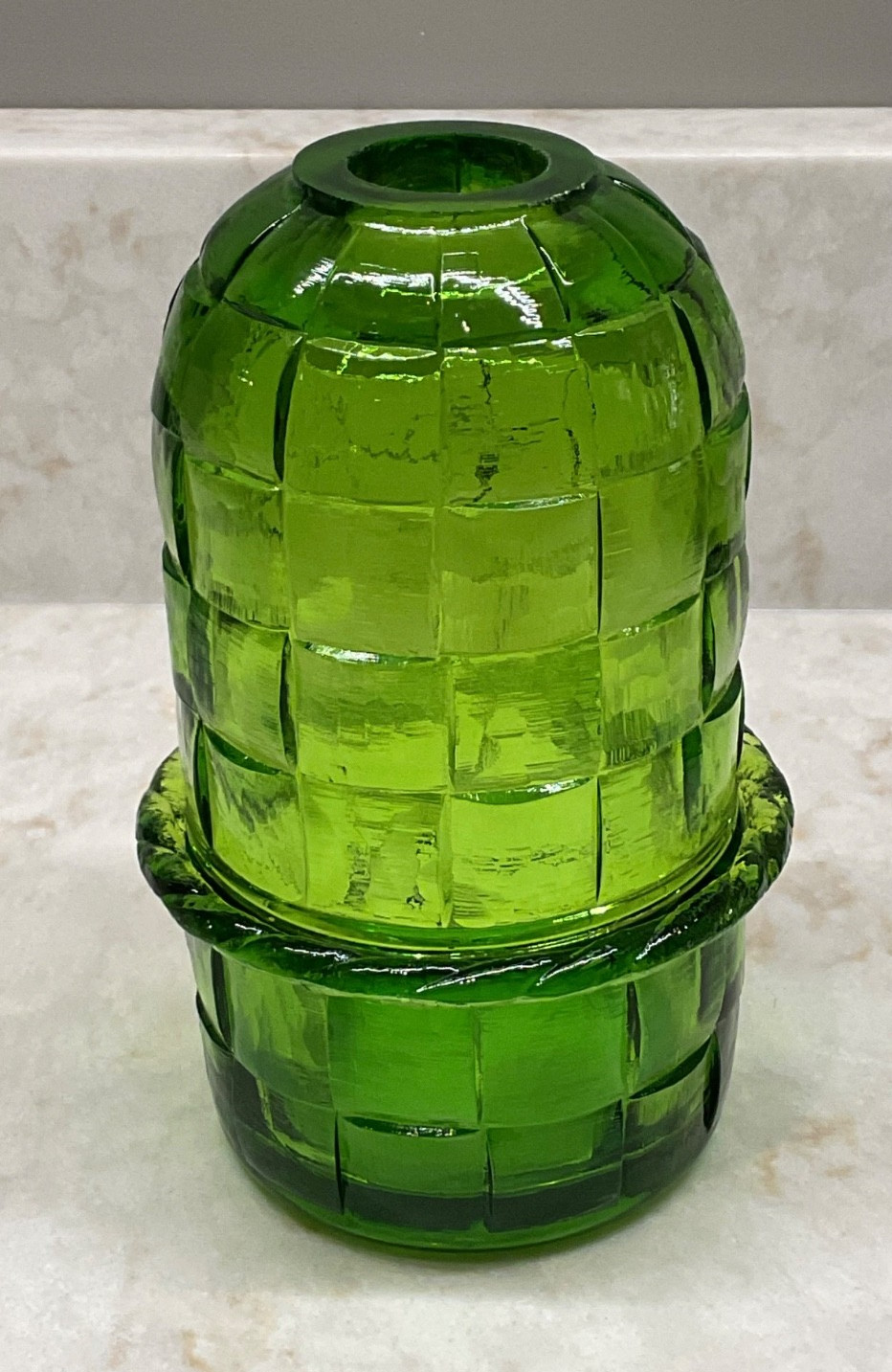 VIKING GREEN GLASS FAIRY LAMP BASKET WEAVE DESIGN COUNTRY CRAFT VINTAGE MCM