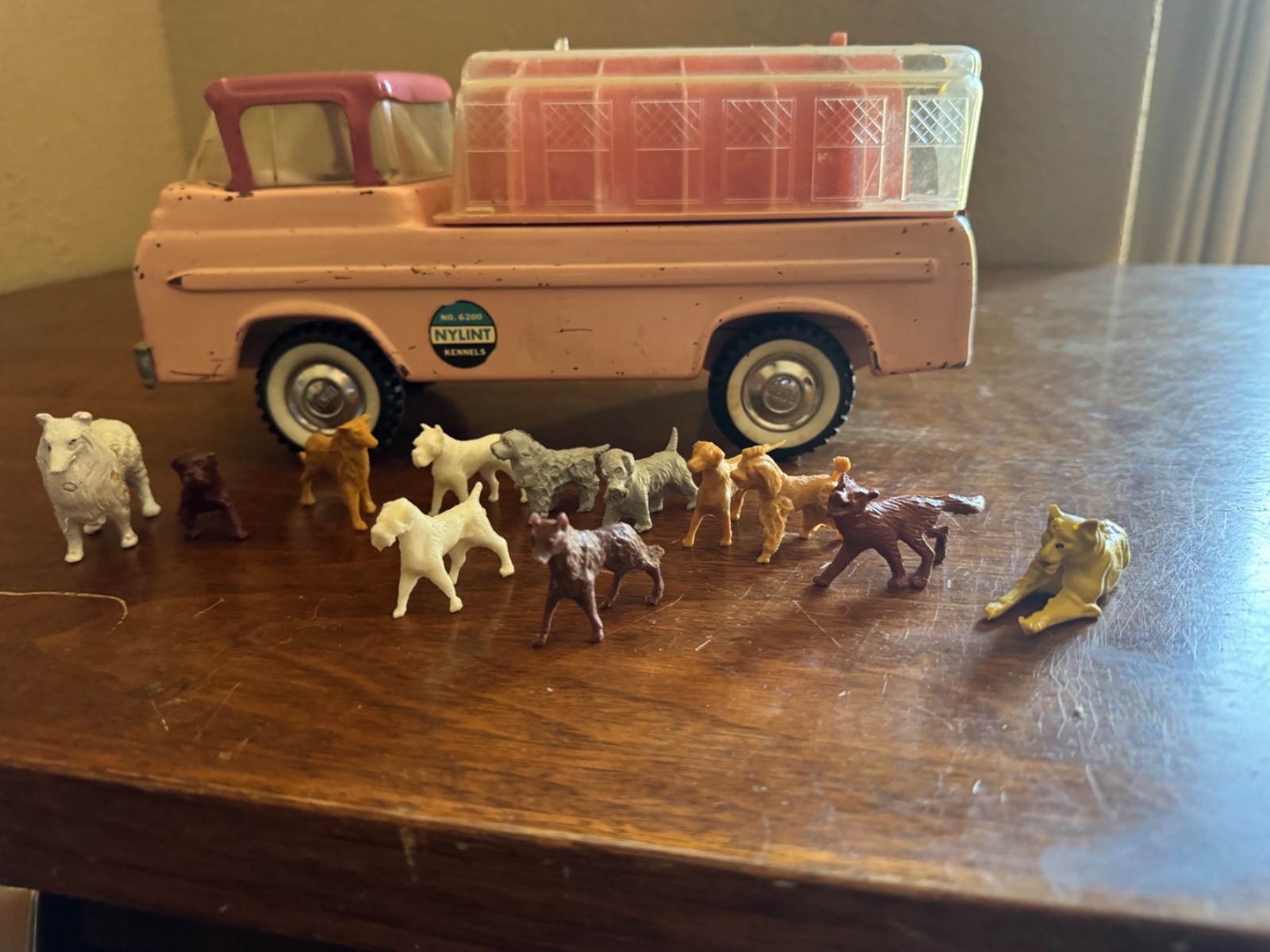 antique toy Kennel Truck, NY Lint, Original owner, all 12 original dogs antique toy Kennel Truck, NY Lint, Original owner, all 12 original dogs