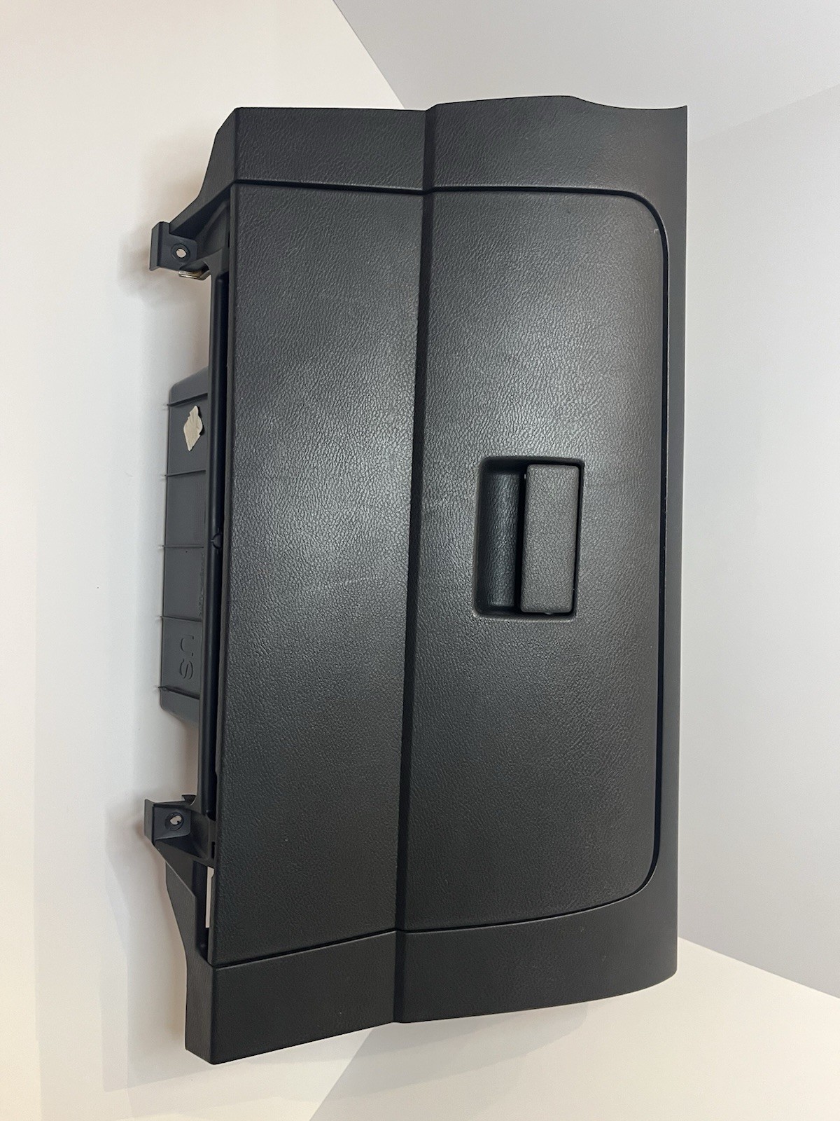 2020-2025 NISSAN VERSA DASH DASHBOARD RIGHT GLOVE BOX STORAGE COMPARTMENT OEM