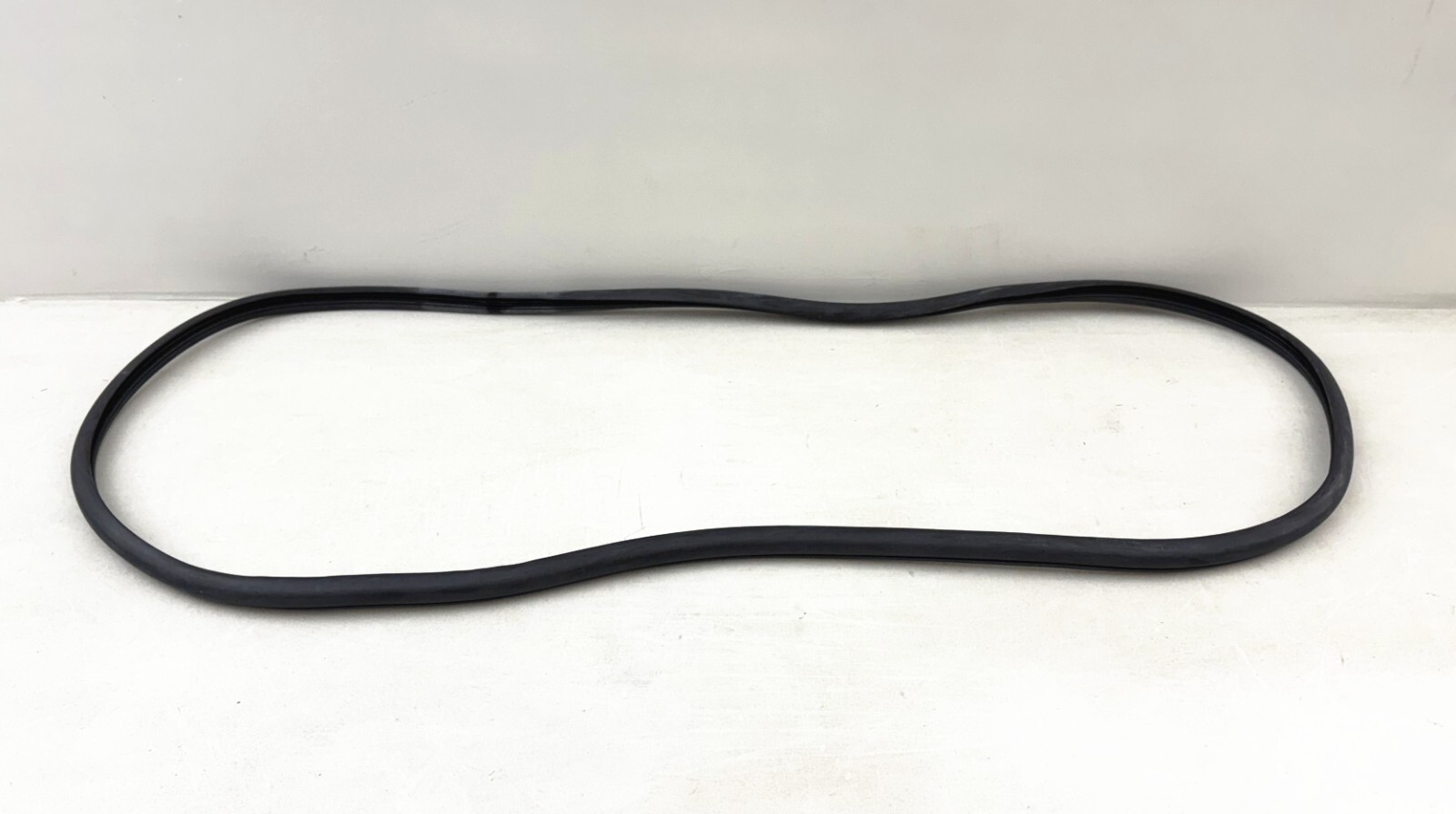 Fit 1965-2003 Volkswagen Old Beetle 2-Dr Sedan Front Windshield - Gasket Only