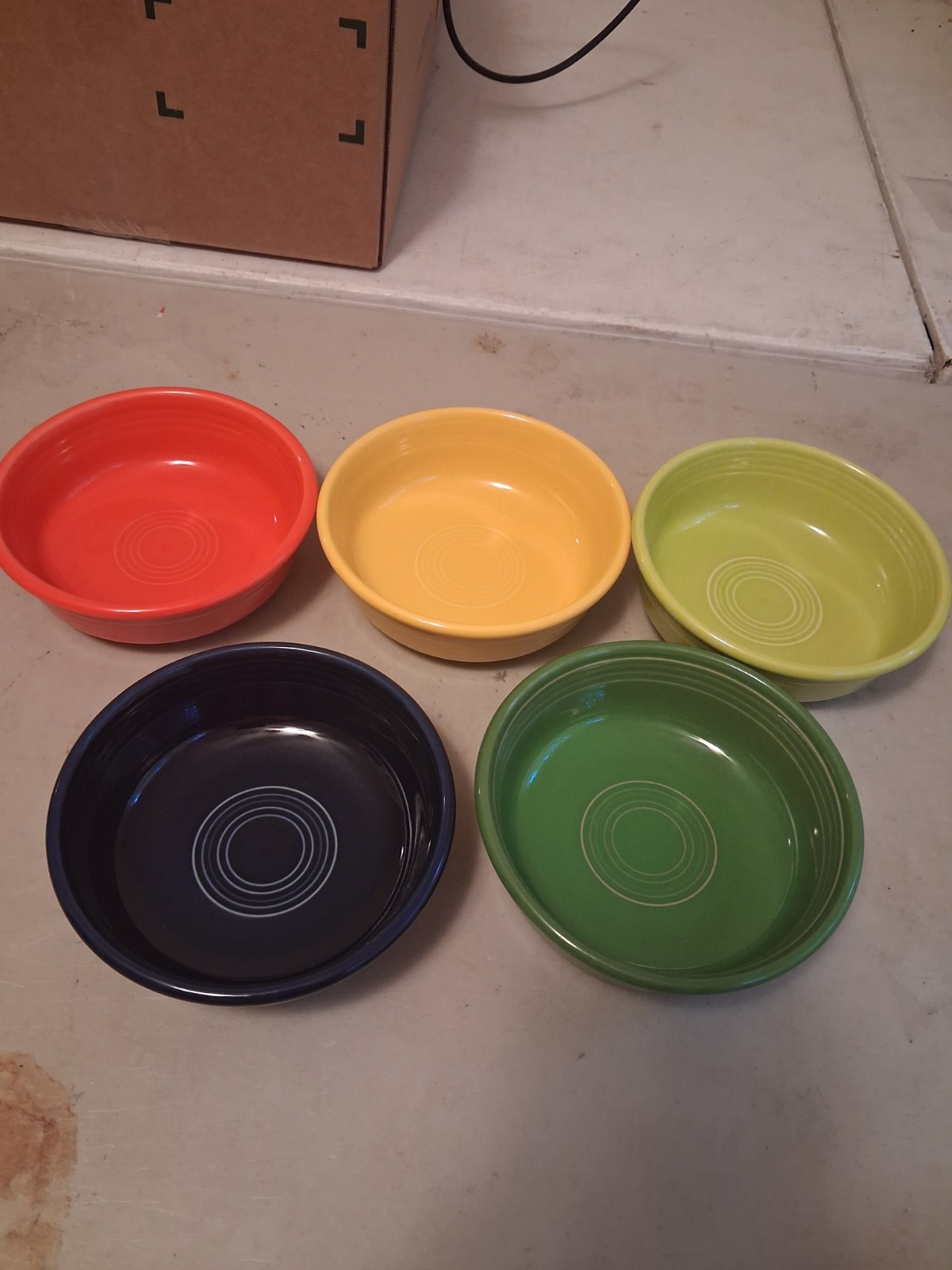 Set Of 5 CLASSIC RIM COLORFUL FIESTAWARE BOWLS Set Of 5 CLASSIC RIM COLORFUL FIESTAWARE BOWLS