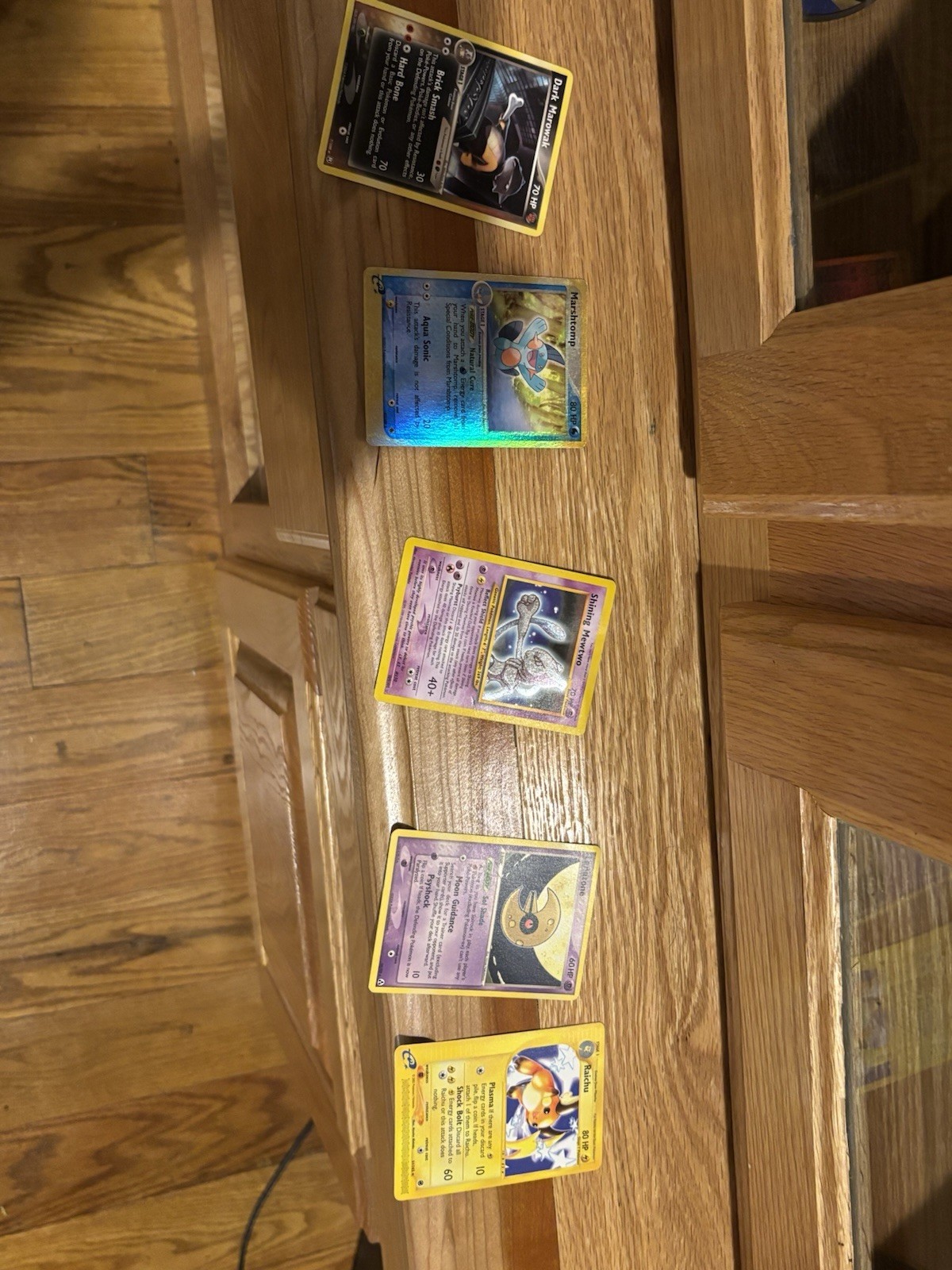 Massive vintage Pokémon card collection check description very important