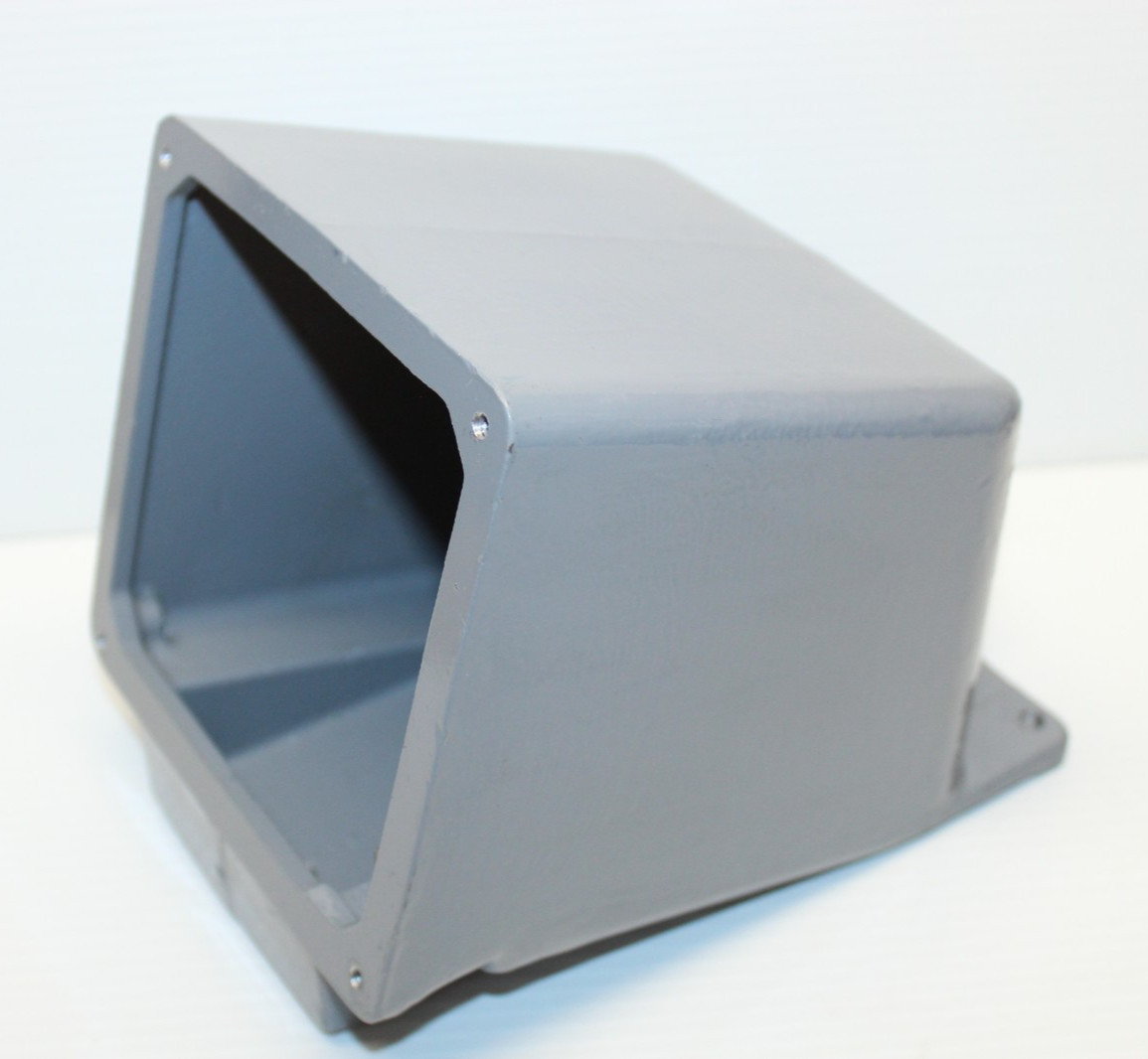 HUBBELL BB1001W 100-Amp PIN&SLEEVE RECEPTACLE BACK BOX 100A/125A 1-1/2\ HUBBELL BB1001W 100-Amp PIN&SLEEVE RECEPTACLE BACK BOX 100A/125A 1-1/2\