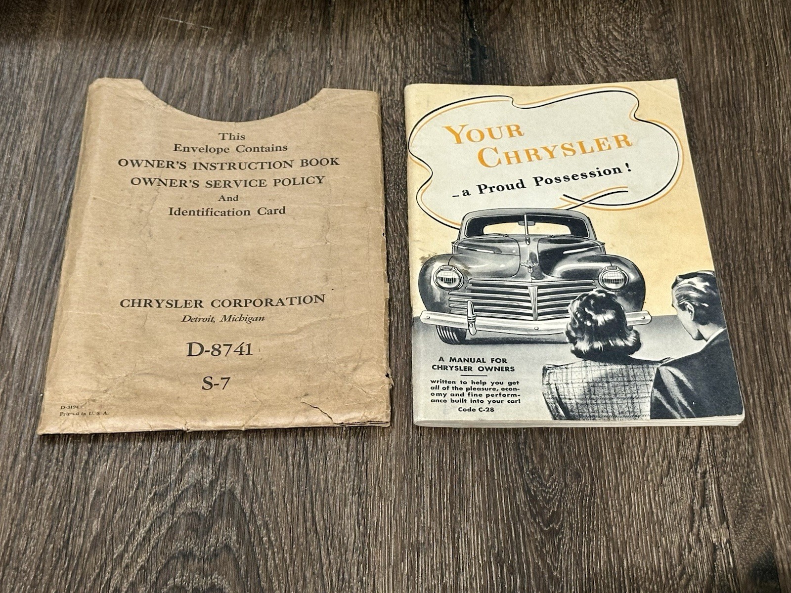 Vintage 1940s Chrysler Owner’s Instruction Book Manual/Envelope D-8741 S-7 C-28
