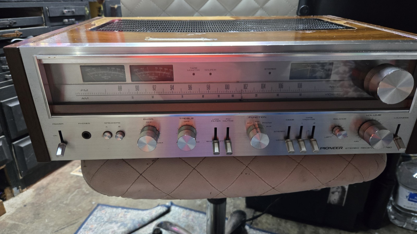 Pioneer SX-780 Vintage Stereo Receiver Silver Face Model Analog Watt Meters
