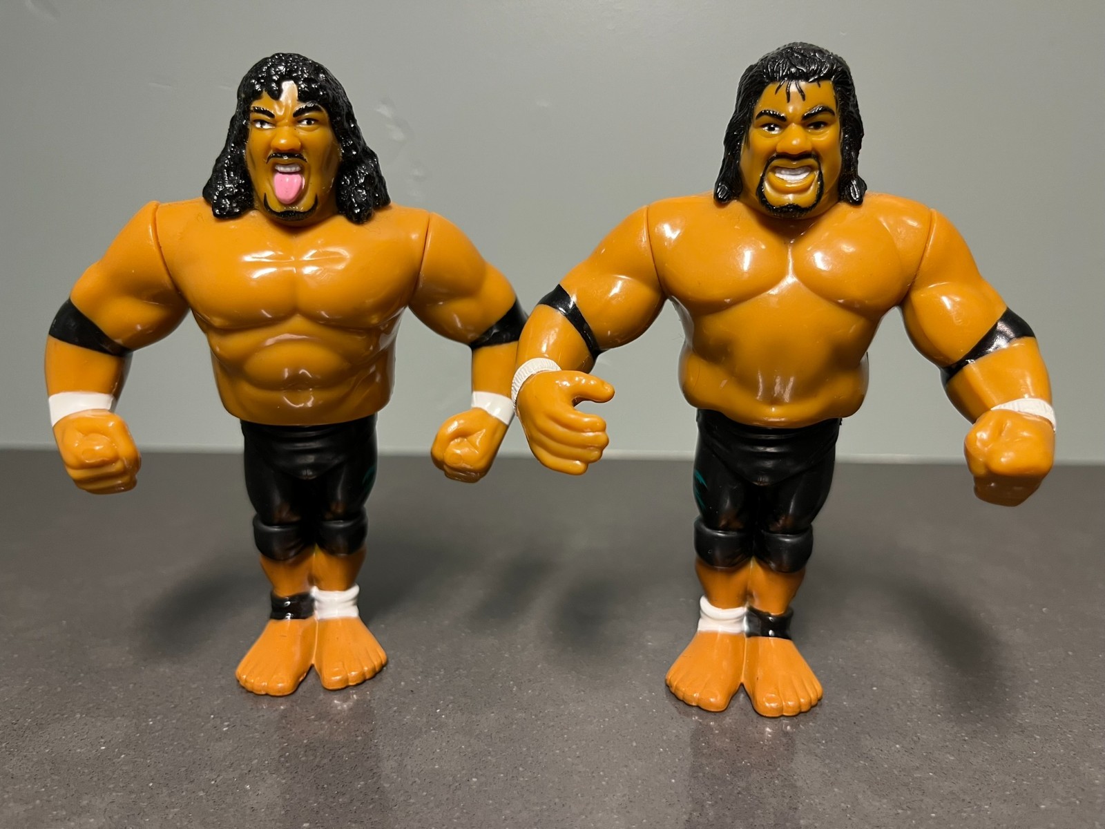 *Near mint* Hasbro WWF Samu & Fatu Headshrinkers series 10 figures