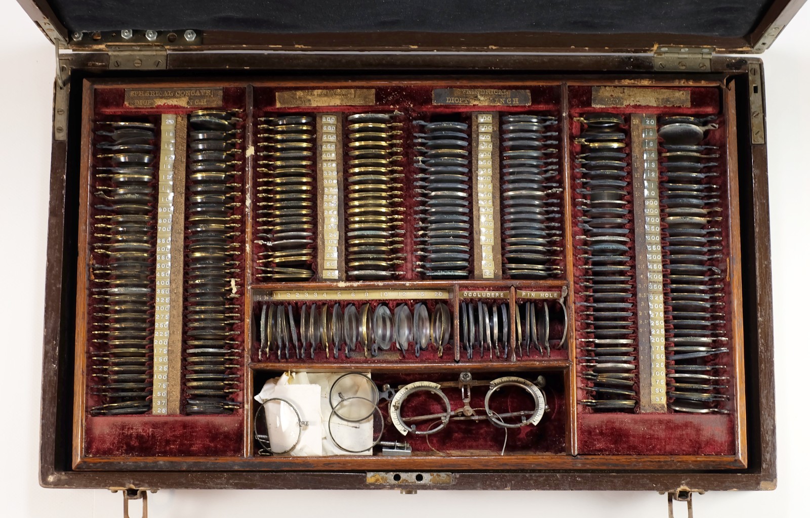 Antique 1890s Optometrist Trial Lens Set in Wooden Case