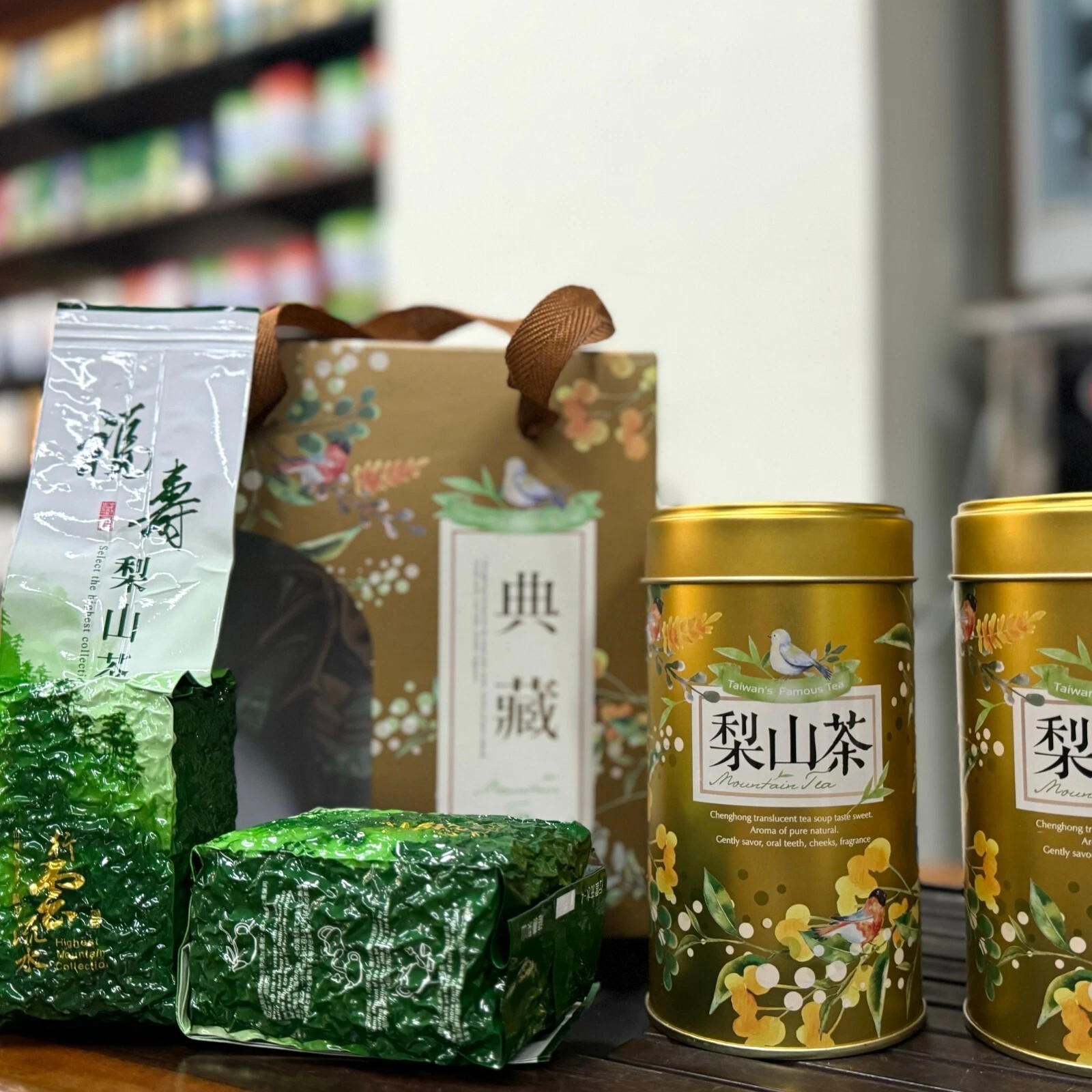 Taiwan unique tea,Chin-Shin-Oolong tea,Lishan Cuifeng Tea,150g*4 Taiwan unique tea,Chin-Shin-Oolong tea,Lishan Cuifeng Tea,150g*4