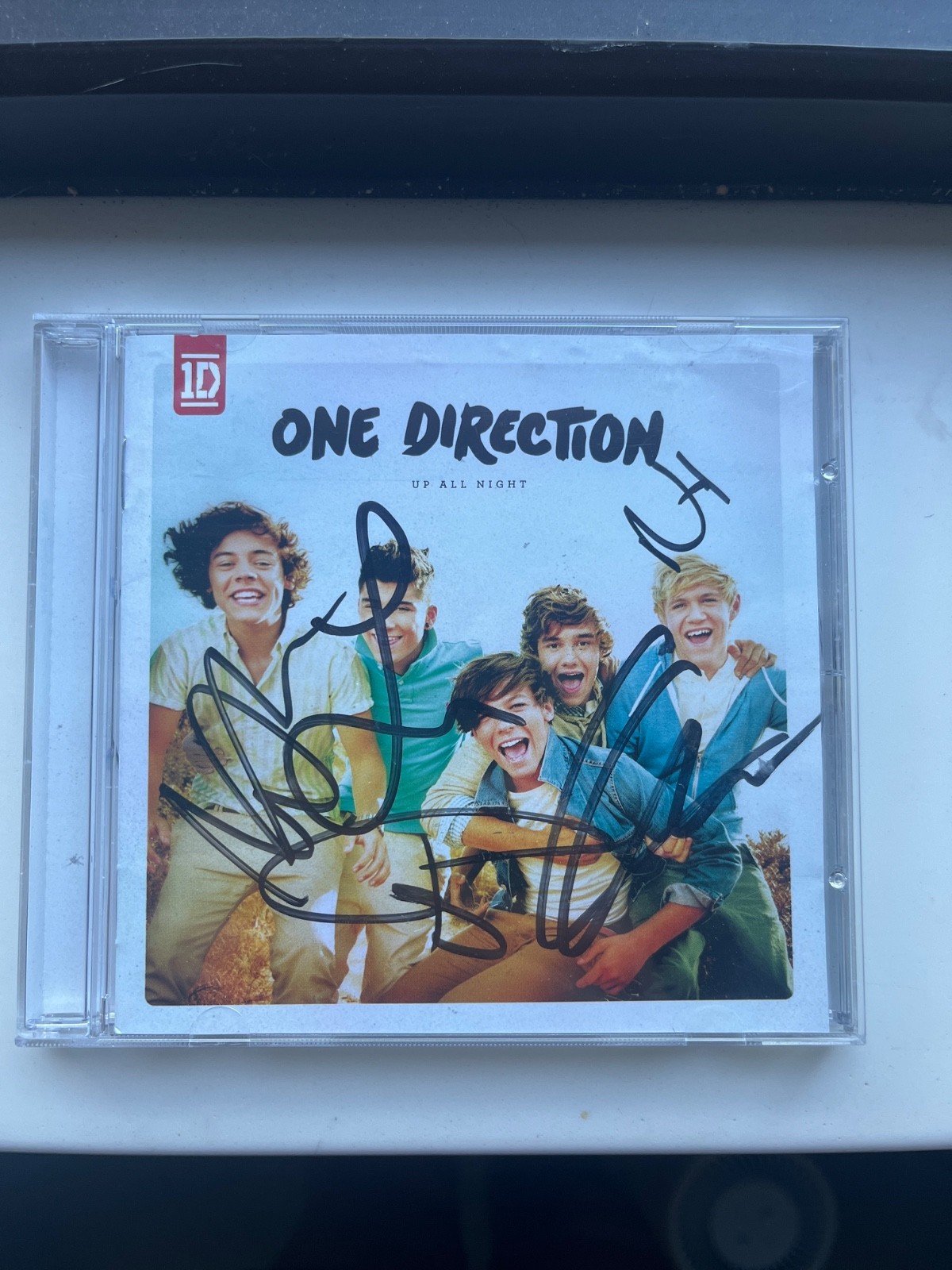 AUTHENTIC One Direction “Up All Night” CD SIGNED by All 5 Members AUTHENTIC One Direction “Up All Night” CD SIGNED by All 5 Members