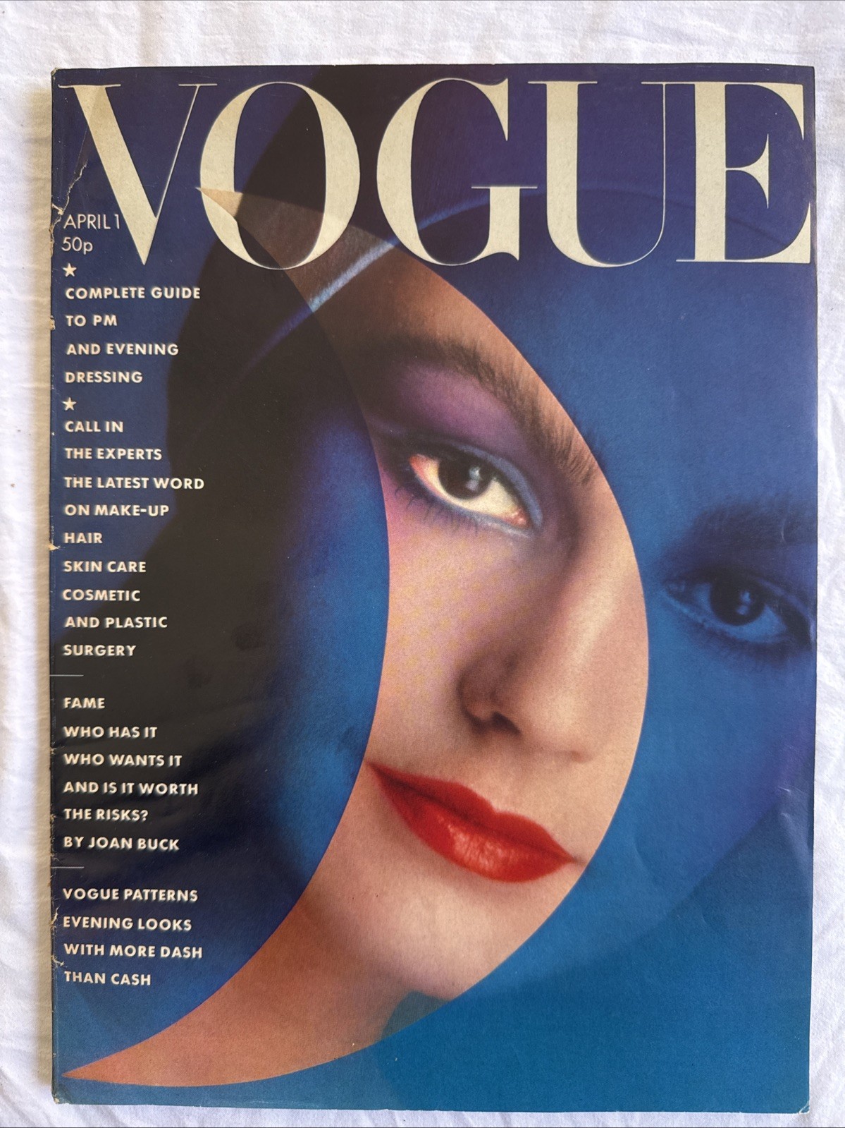 BRITISH VOGUE - April, 1976 BRITISH VOGUE - April, 1976