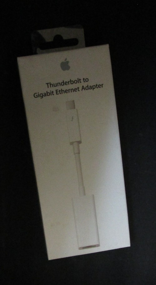 Apple Thunderbolt to Gigabit Ethernet Adapter Apple Thunderbolt to Gigabit Ethernet Adapter