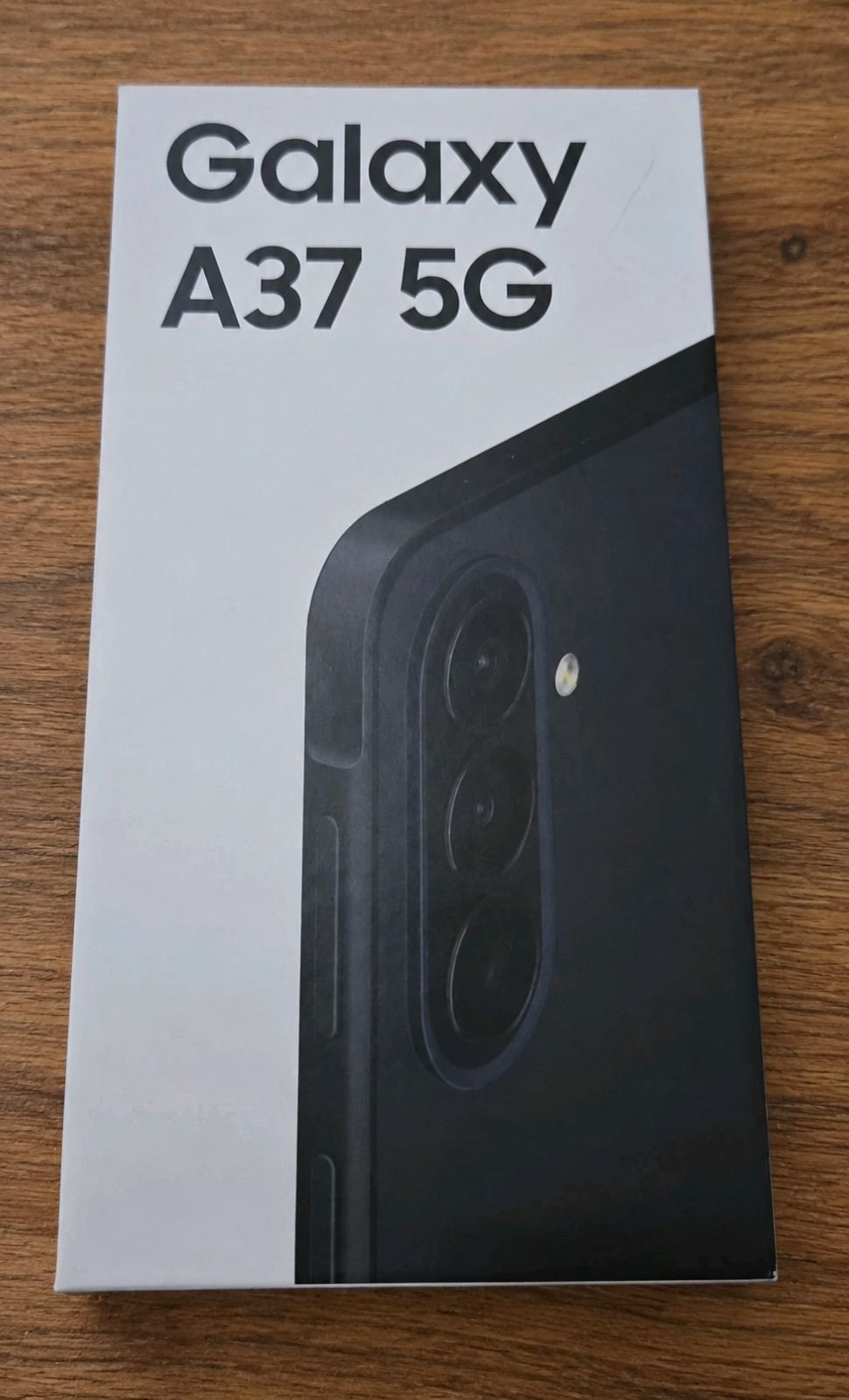 Samsung Galaxy A37 5G - 128 GB  Metro - Charcoal  - Locked (Metro By T-Mobile)