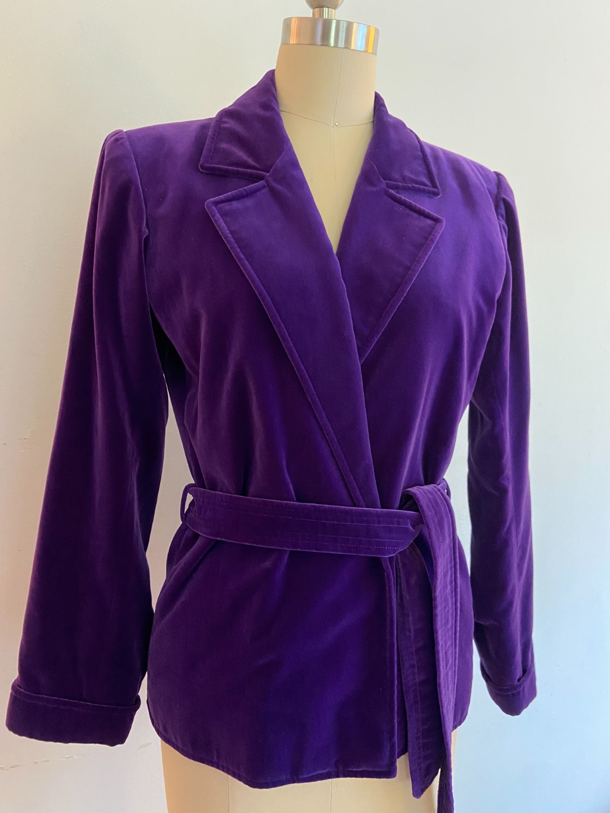 Saint Laurent Rive Gauche Paris 70s 80s purple velvet velveteen blazer jacket 38