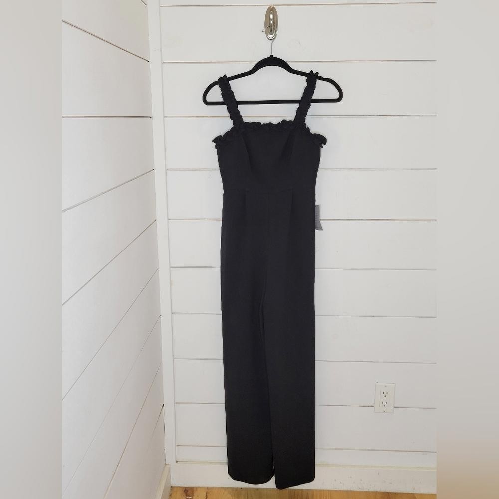 NWT Chelsea28 size 0 petite black jumper NWT Chelsea28 size 0 petite black jumper