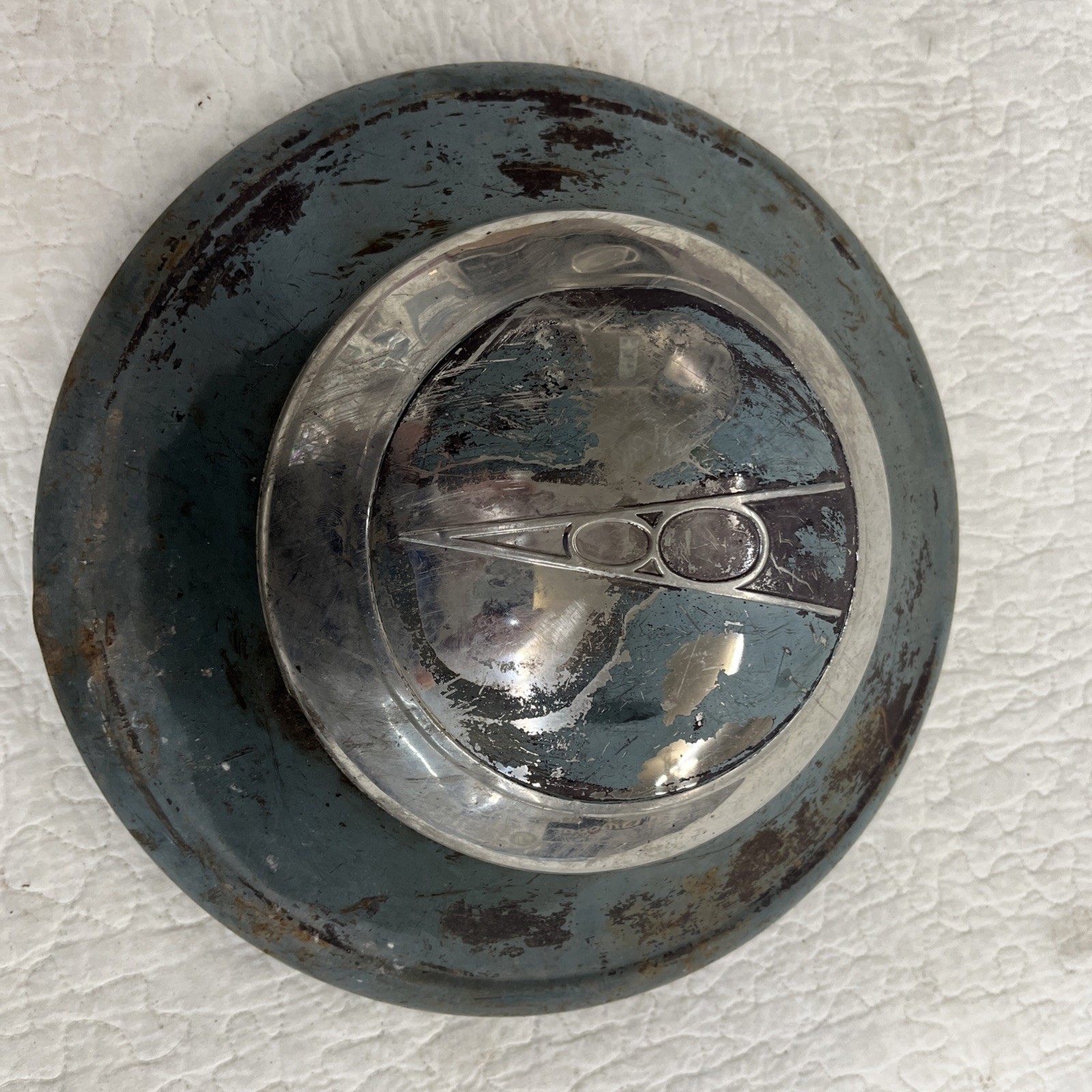 Vtg 1936-1937 Ford Truck Auto Wheel Hubcap OEM V8 Nice Patina