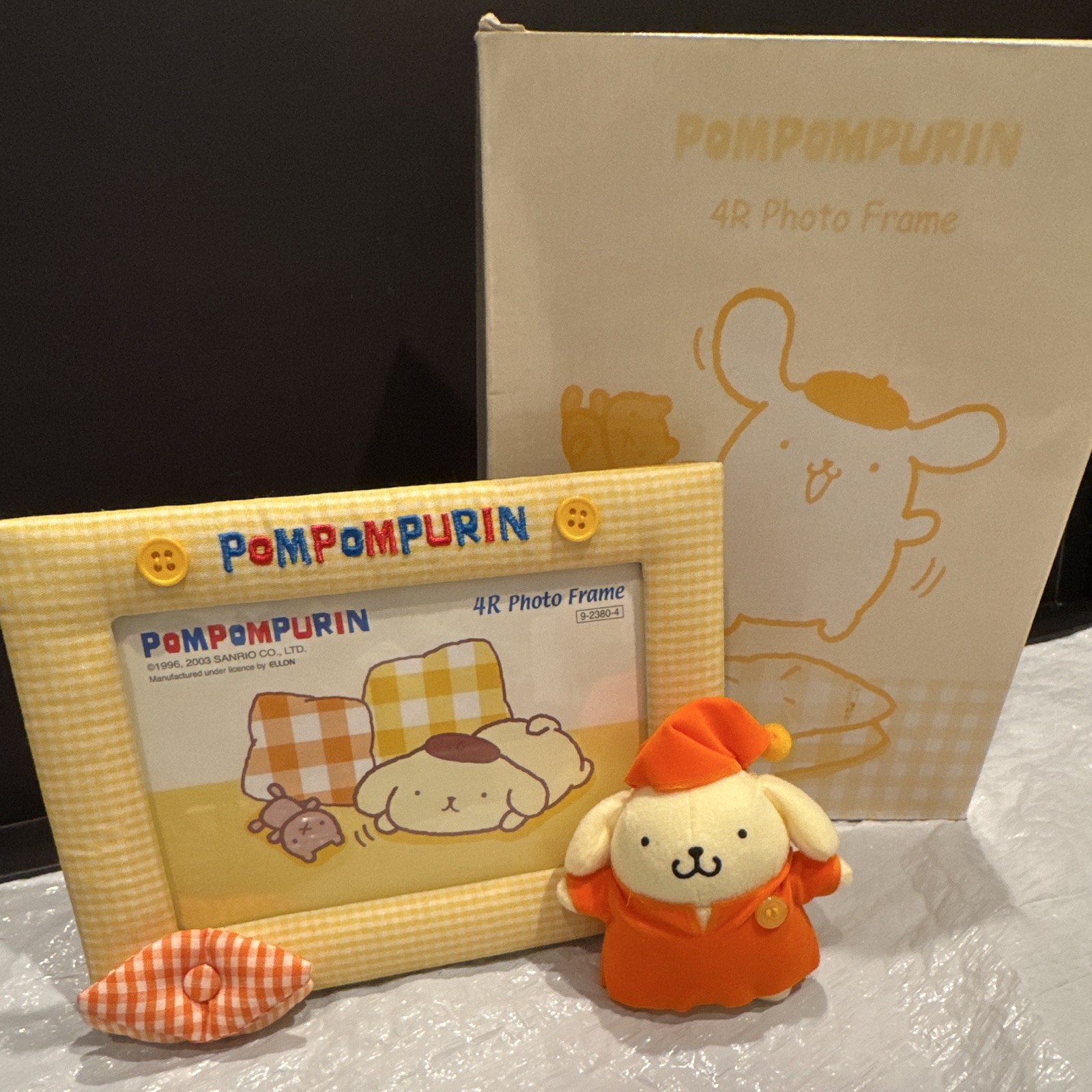 Vintage Rare Pompompurin Sanrio Photo Frame . Clothe Padded Embroidered