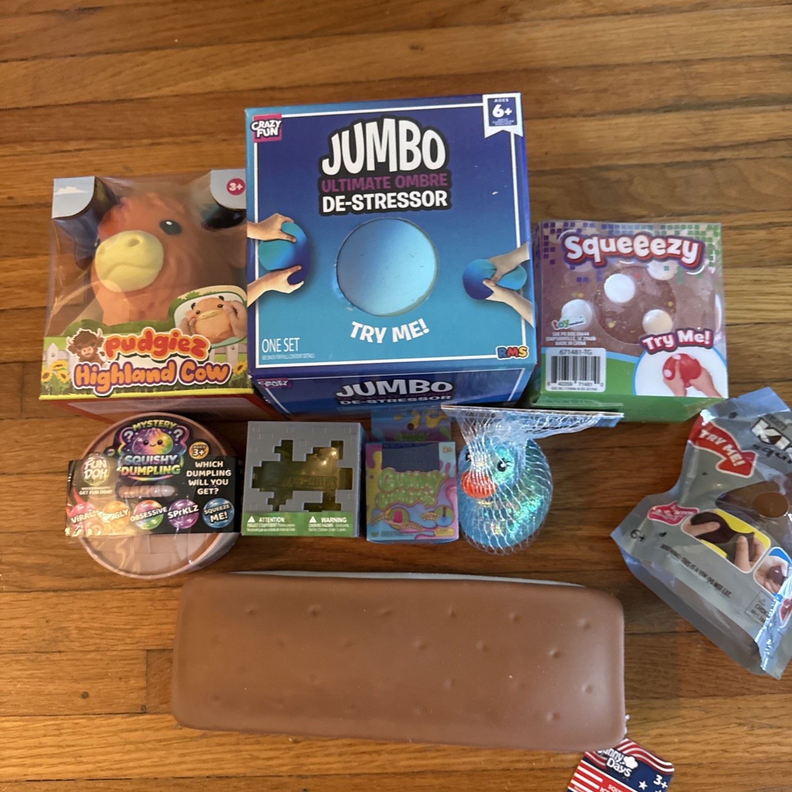 Viral Squishy Random Bundle 100% Authentic 🔥 Viral Squishy Random Bundle 100% Authentic 🔥