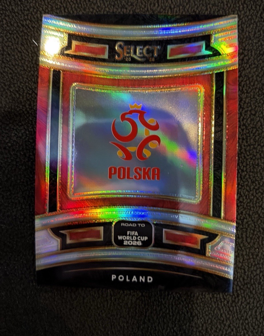 2025-2026 Panini Select Road To FIFA World Cup POLAND Team Badge PRIZM Case Hit 2025-2026 Panini Select Road To FIFA World Cup POLAND Team Badge PRIZM Case Hit
