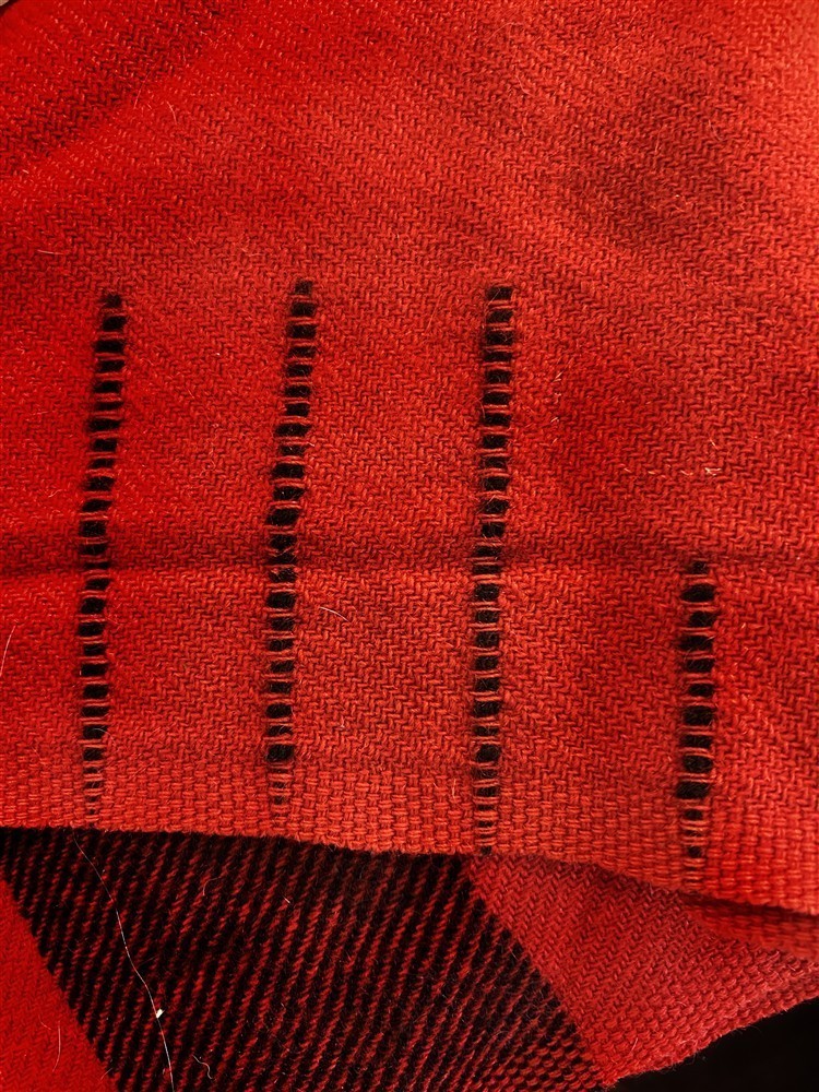 antique Hudson Bay blanket red black bar 3 1/2 threaded points original pre 1890
