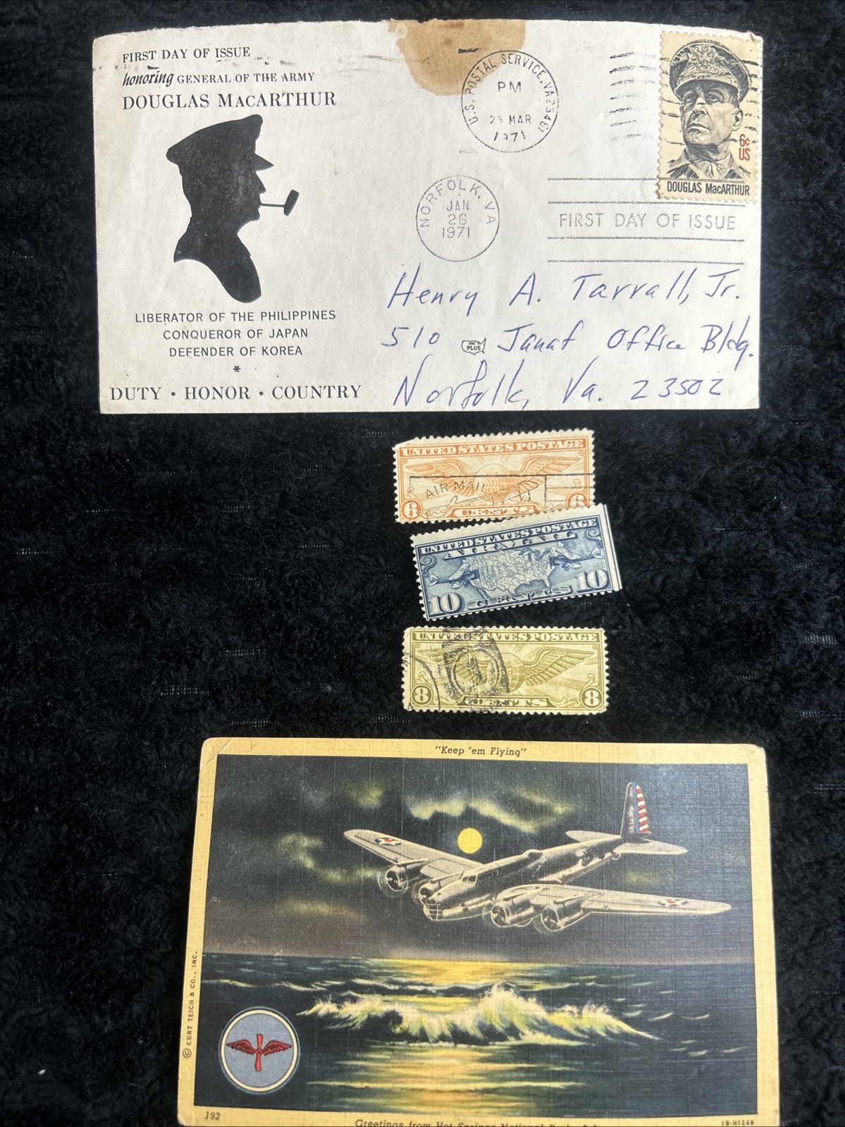 Vintage US Post Cards And Stamps WW2 First Issue Douglas McArthur Airmail Stamps Vintage US Post Cards And Stamps WW2 First Issue Douglas McArthur Airmail Stamps