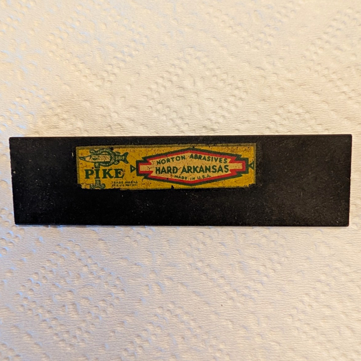 Pike Norton Abrasives Hard Arkansas Sharpening Stone, Black, Original Pike Norton Abrasives Hard Arkansas Sharpening Stone, Black, Original