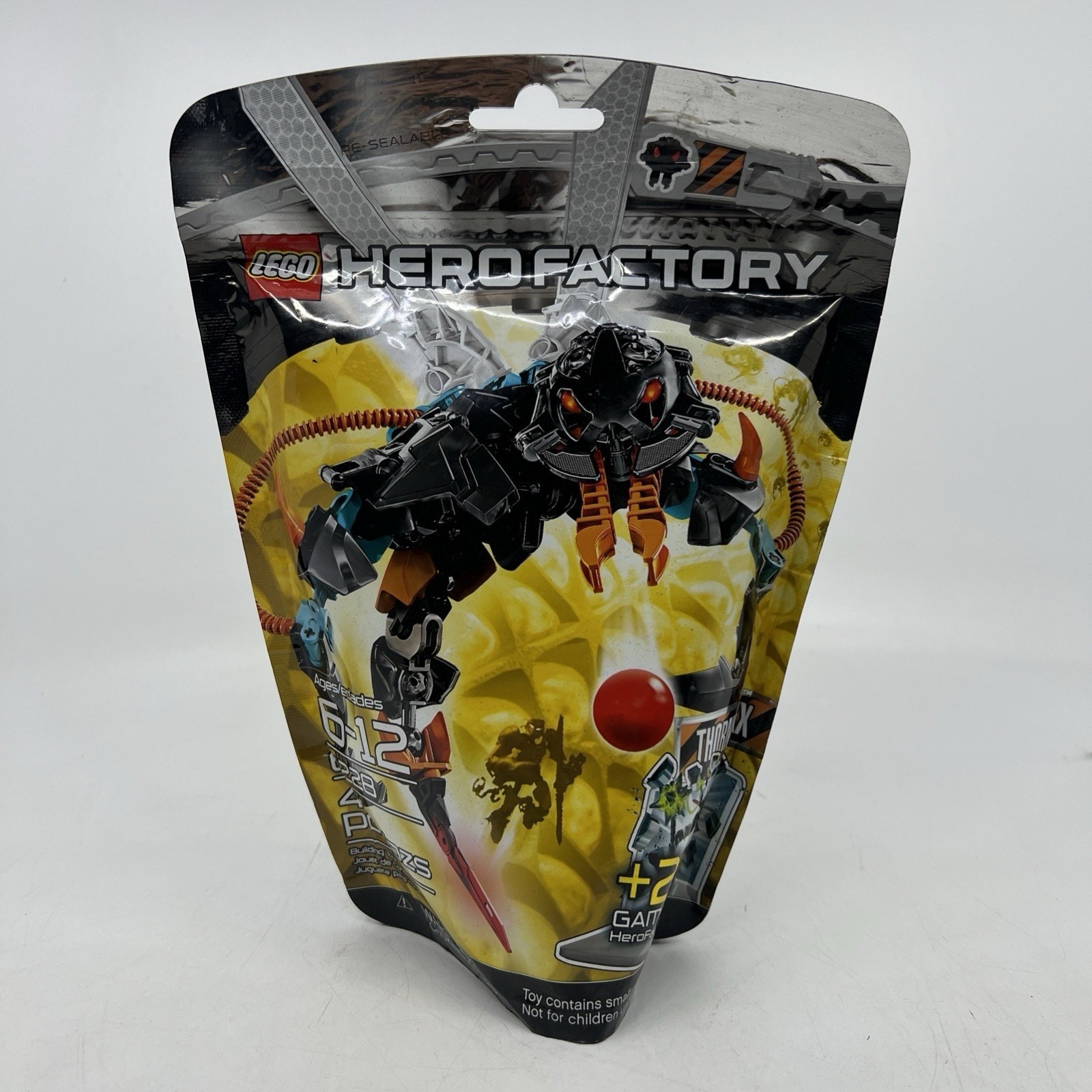 LEGO Thornraxx 6228 HERO Factory Breakout Complete Set Foil Pack 44 Pieces LEGO Thornraxx 6228 HERO Factory Breakout Complete Set Foil Pack 44 Pieces