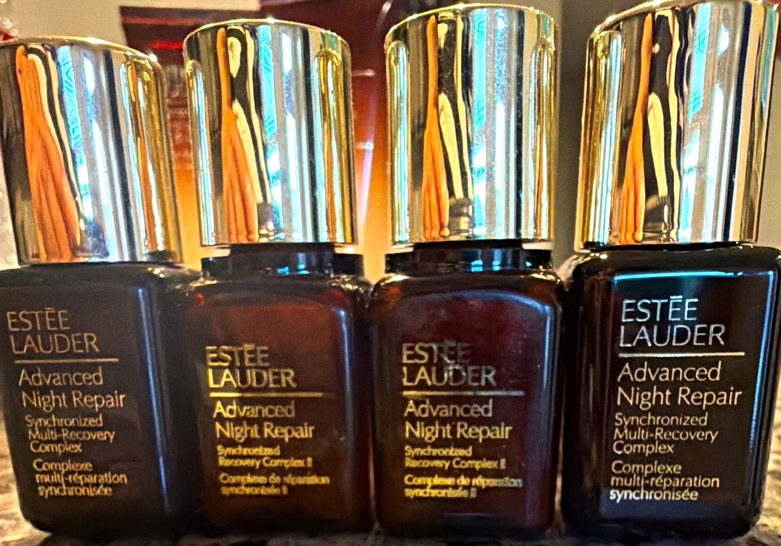 Estée Lauder Advanced Night Repair Multi-Recovery Complex Face Serum (4 Bottles) Estée Lauder Advanced Night Repair Multi-Recovery Complex Face Serum (4 Bottles)