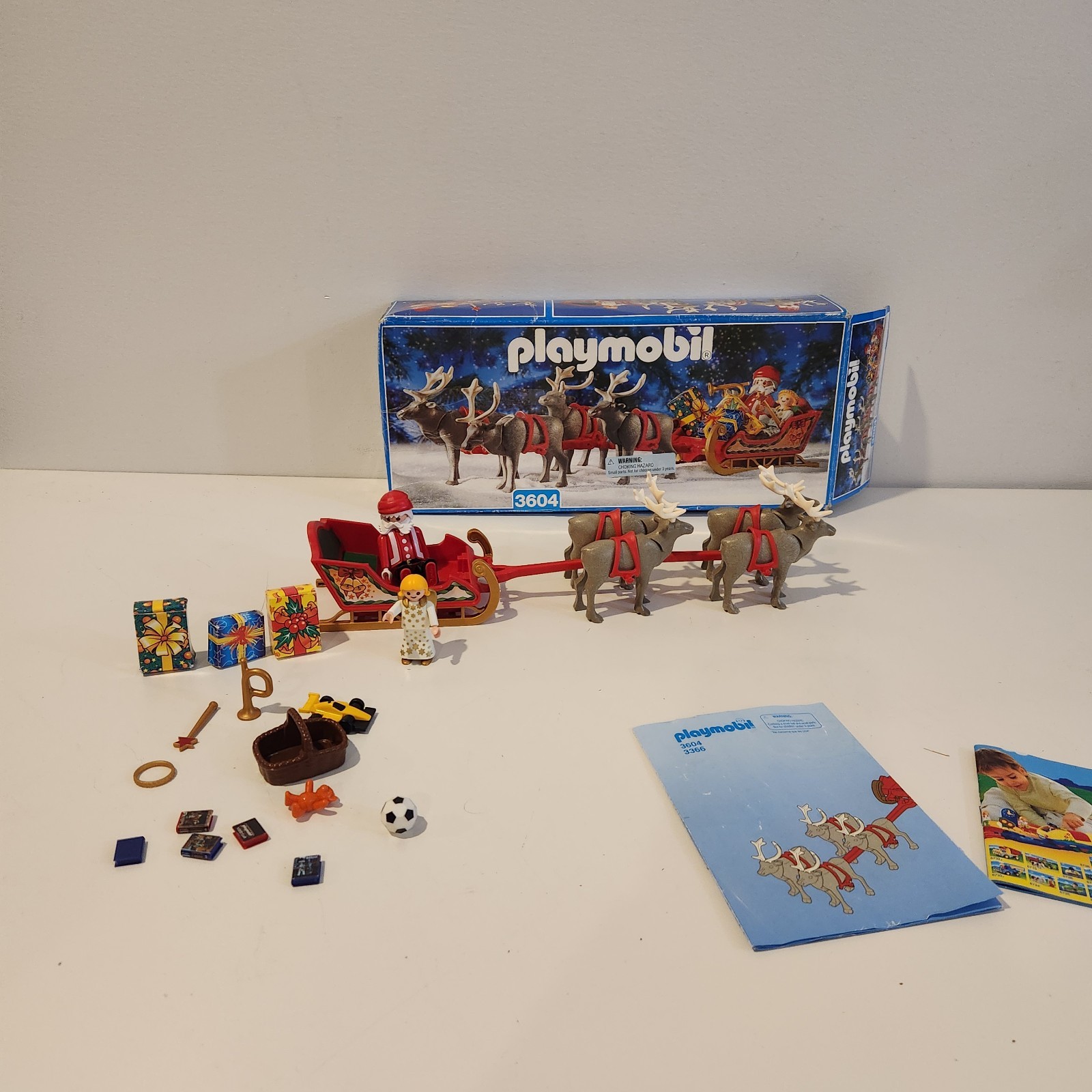 Playmobil 3604 Santa’s Magic Sleigh Complete with Box Christmas