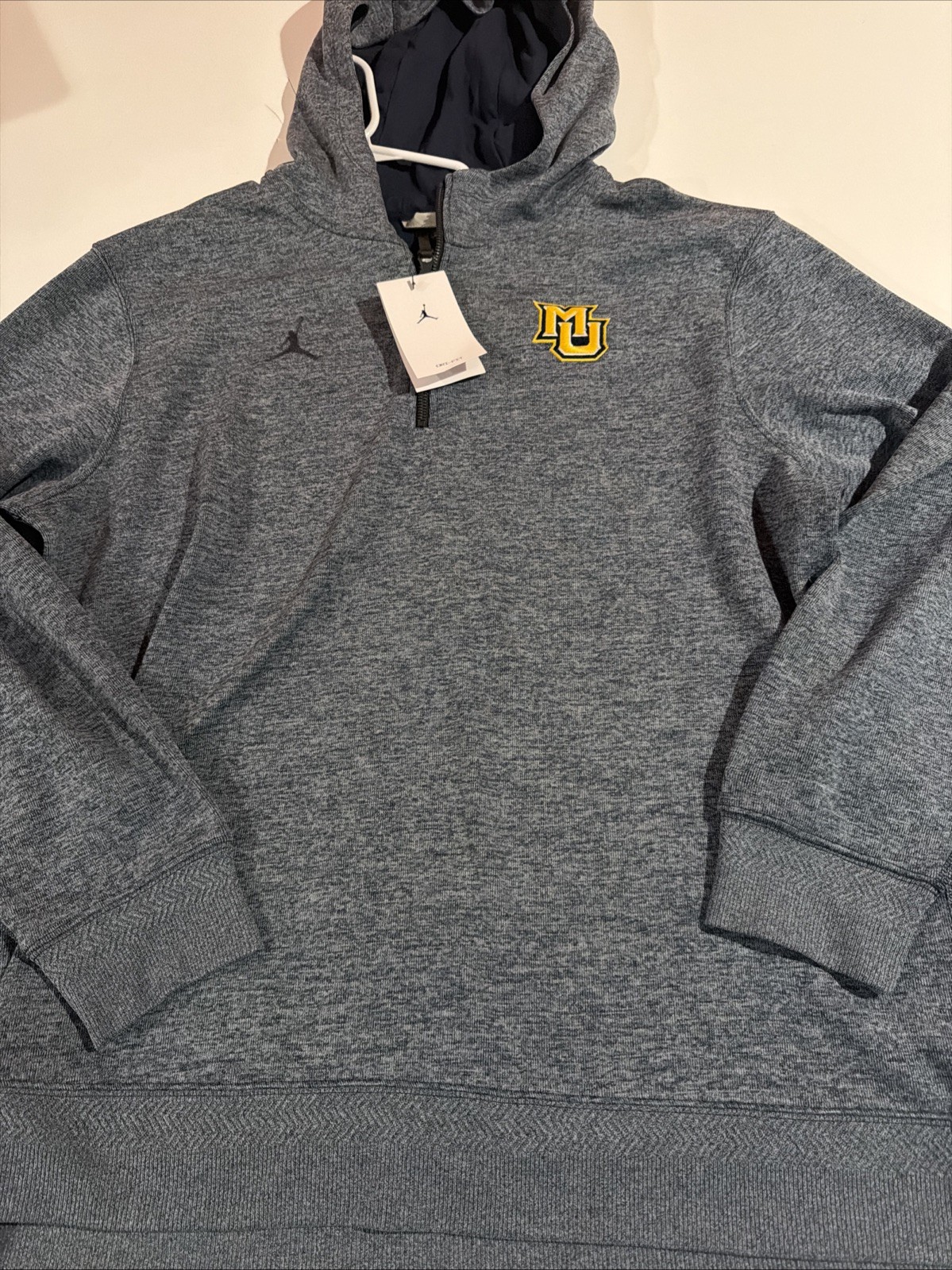 Nike NCAA Marquette Golden Eagles Team Issue Coaches Hoodie Sz XL IM3031 NWT