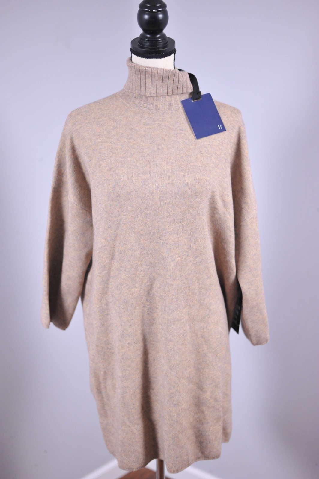 NWT Pomander Place Tuckernuck Vivianne Turtleneck Sweater Dress Beige Women\'s M NWT Pomander Place Tuckernuck Vivianne Turtleneck Sweater Dress Beige Women\'s M