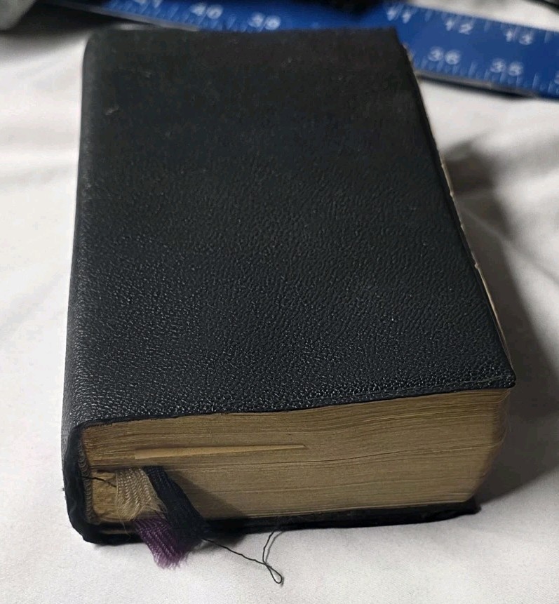 👀VINTAGE SAINT ANDREW DAILY MISSAL 1969