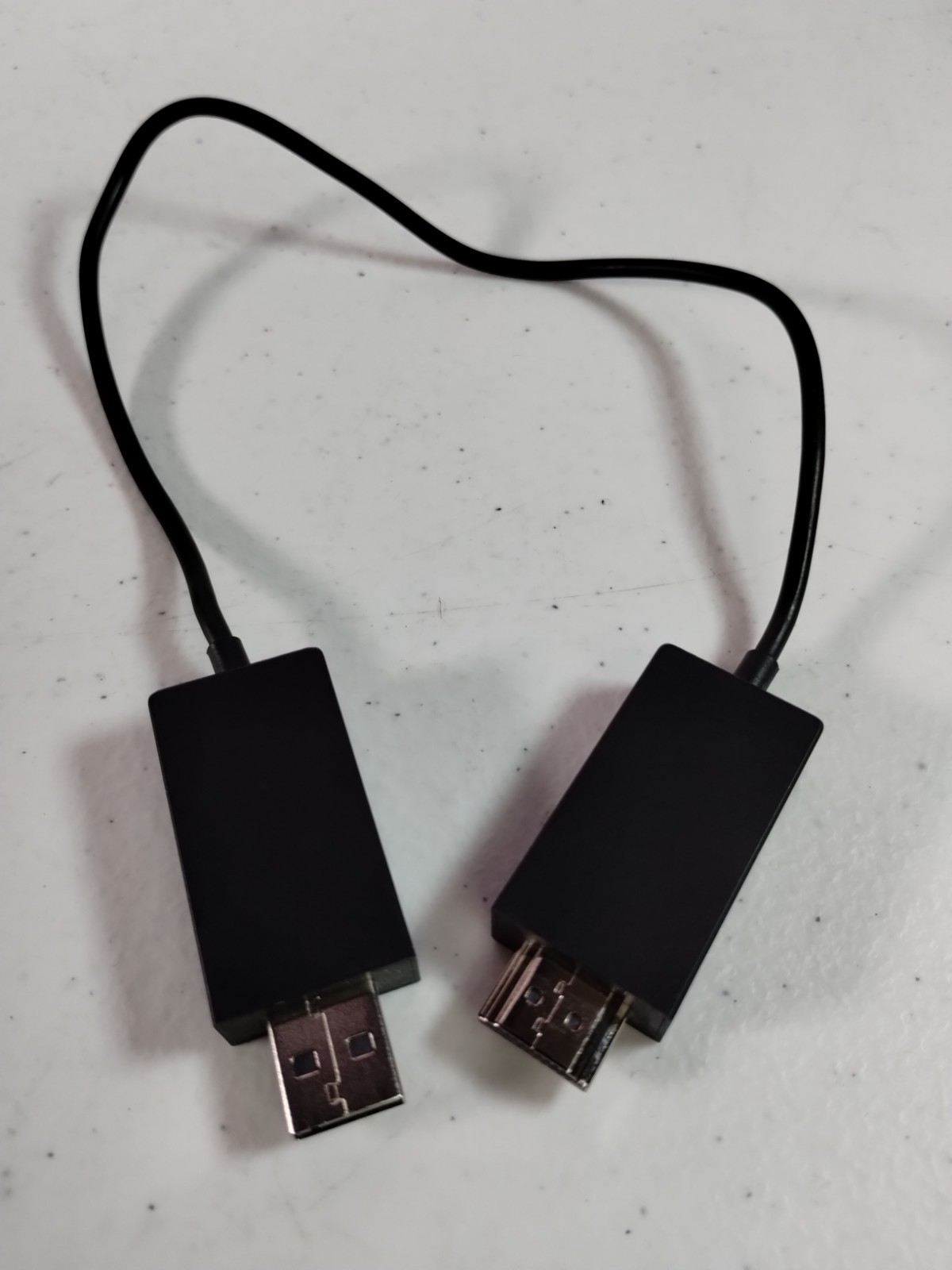 Microsoft 1733 Wireless Display Adapter - Tested & Updated with 30-Day Warranty Microsoft 1733 Wireless Display Adapter - Tested & Updated with 30-Day Warranty