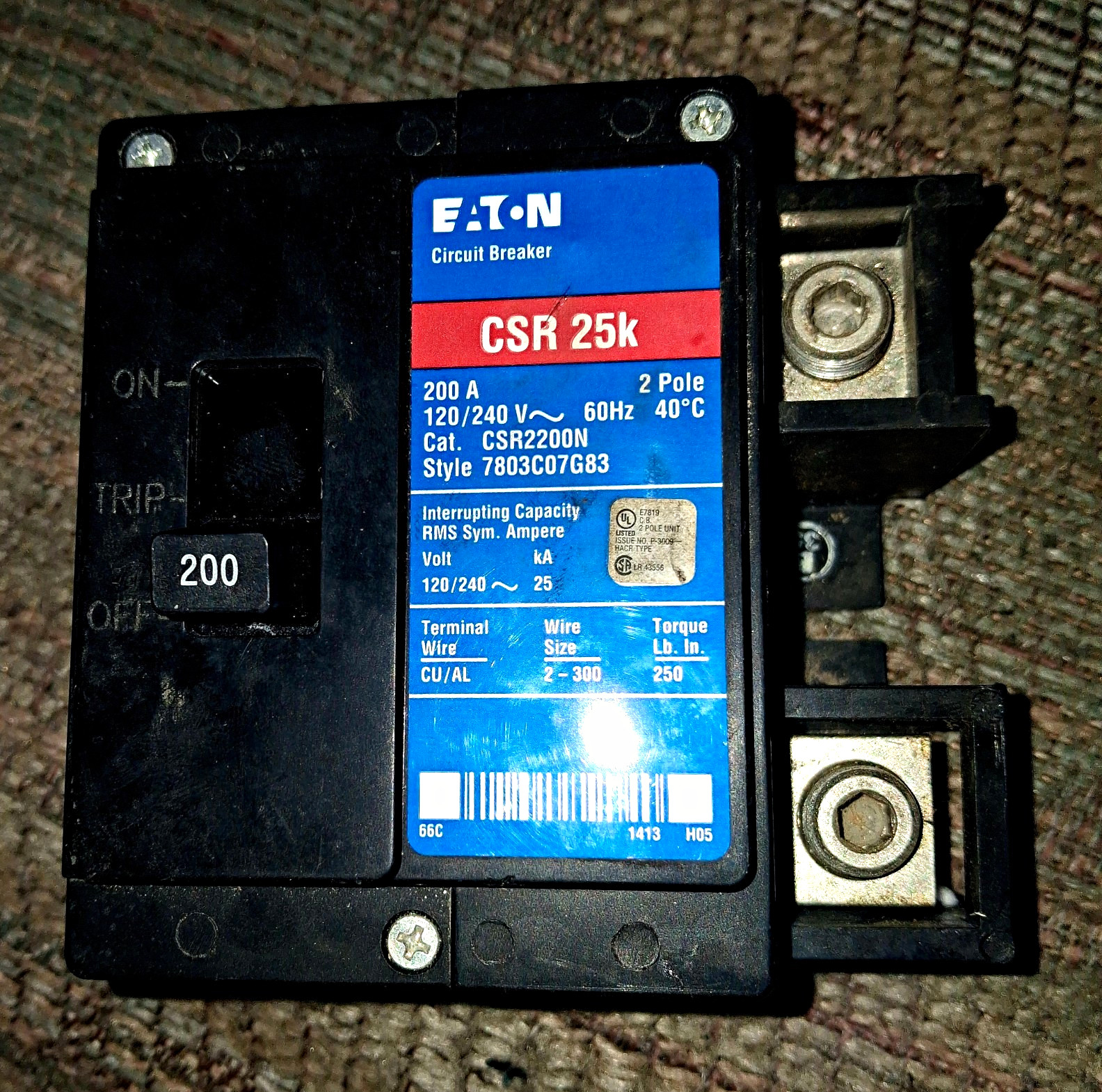 Eaton CSR2200N 2-Pole 200A 120/240V AC Circuit Breaker w/ Trip Indicator Eaton CSR2200N 2-Pole 200A 120/240V AC Circuit Breaker w/ Trip Indicator