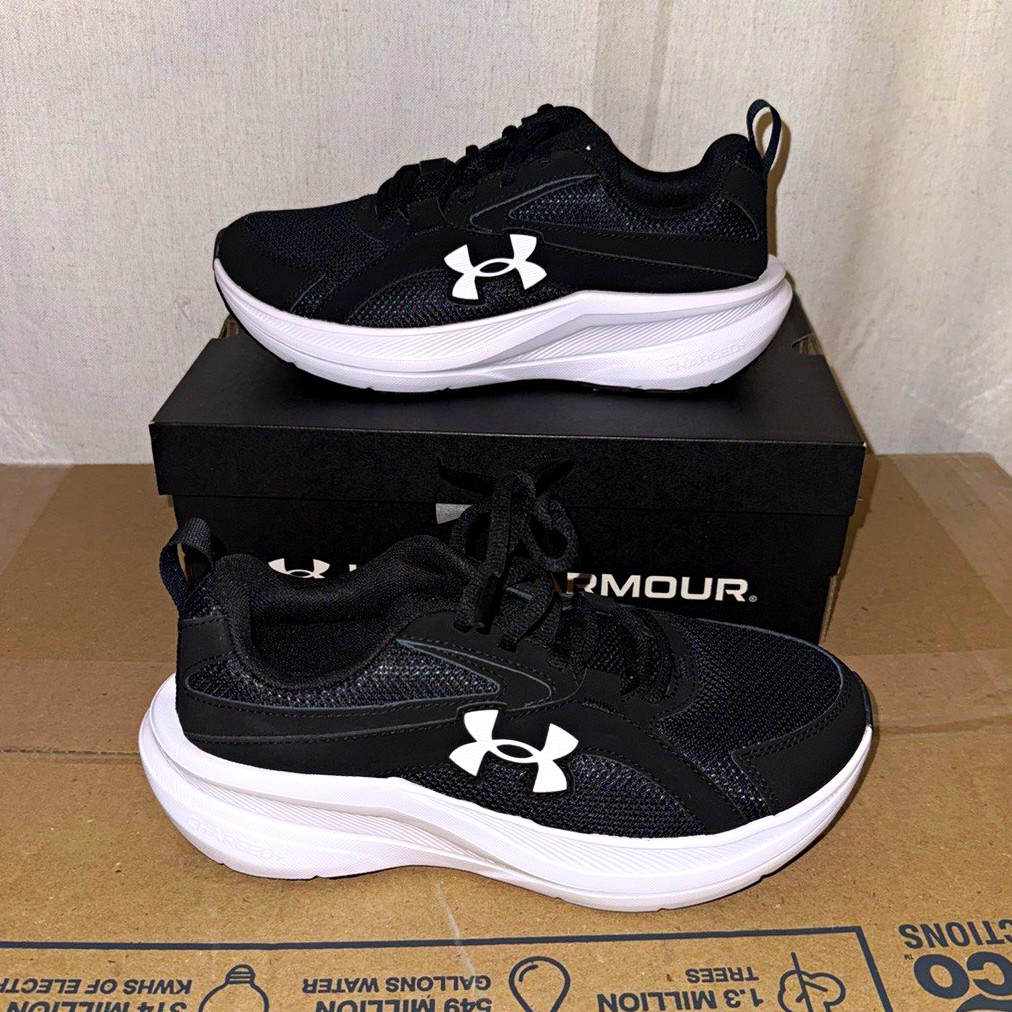 Under Armour UA W Assert 11 D Black/White Mesh Lace-Up Running Sneaker 6006726 Under Armour UA W Assert 11 D Black/White Mesh Lace-Up Running Sneaker 6006726