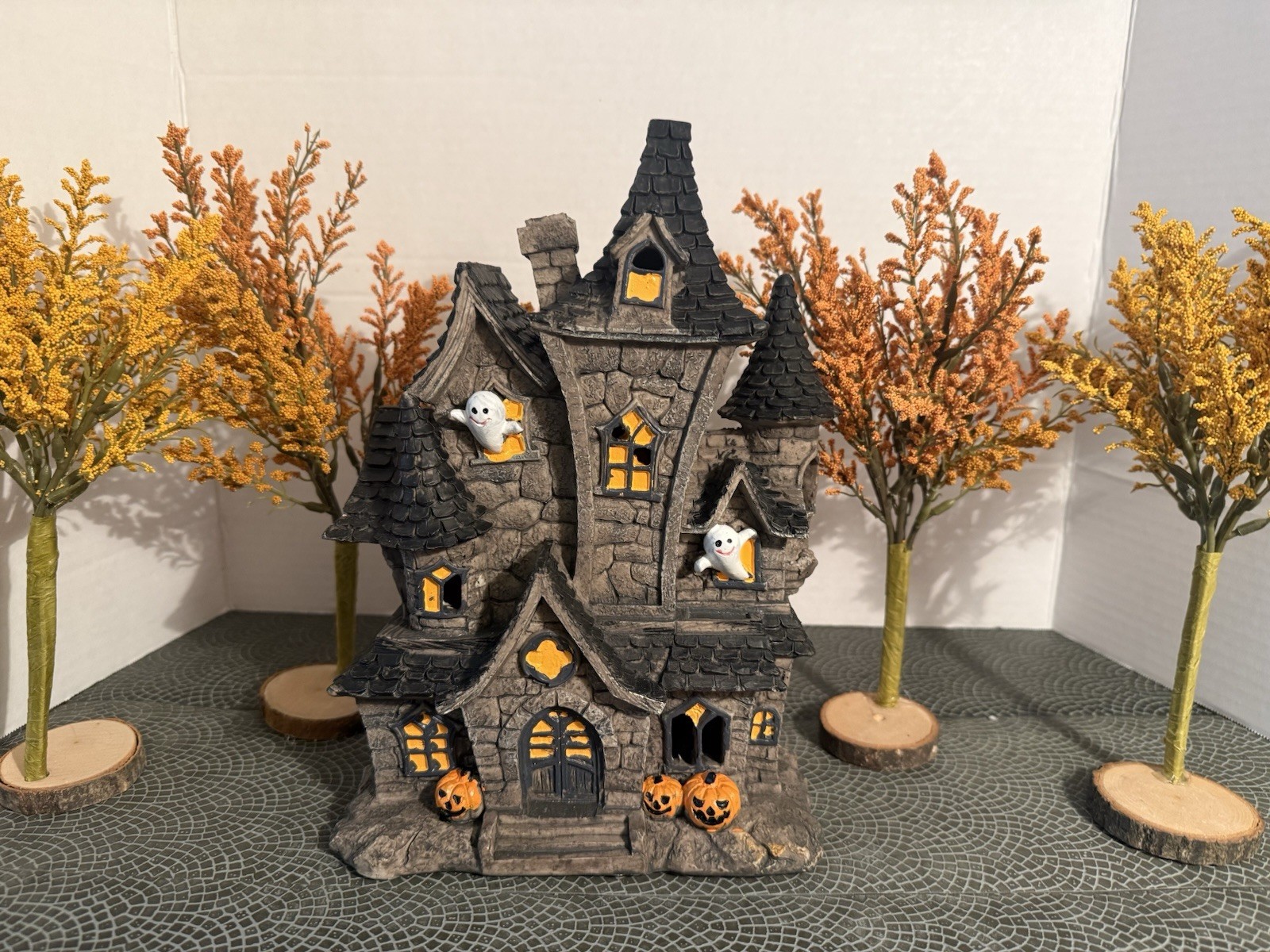 Hallow Home Hallowed Haunted House LED Light. Halloween Decor Hallow Home Hallowed Haunted House LED Light. Halloween Decor